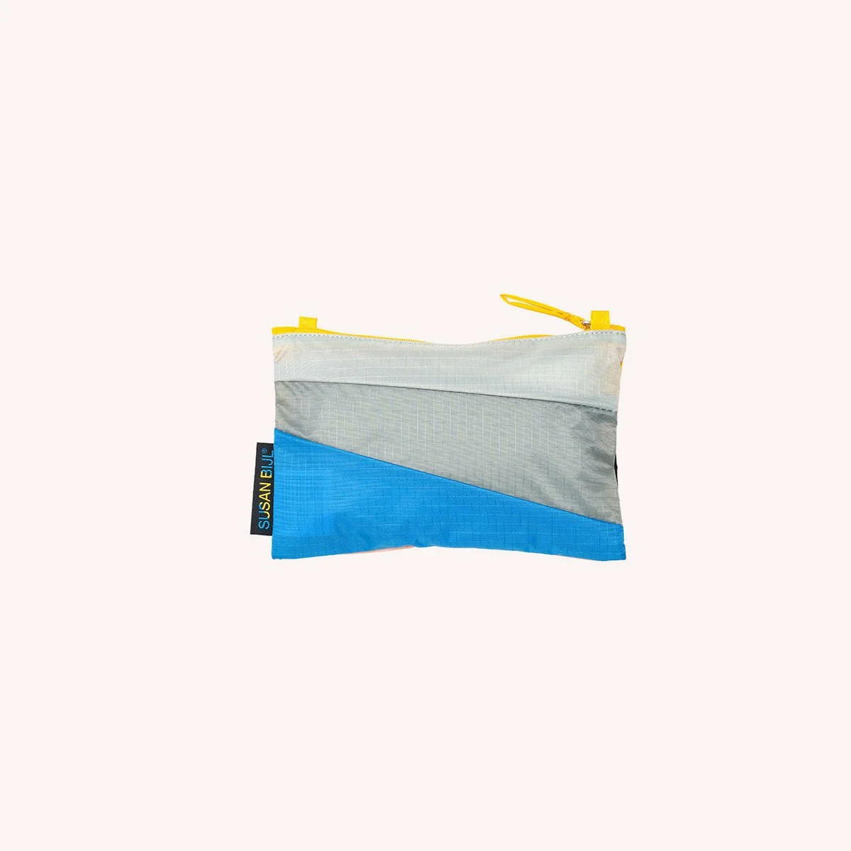 pochette-the-new-pouch-S-leftover-susanbijl-lifestyle-momentum-design-store-lille-rijsel-deco-mobilier-selection-TNP.LEF3.MUL.BLA-S-1886-709-87.jpg