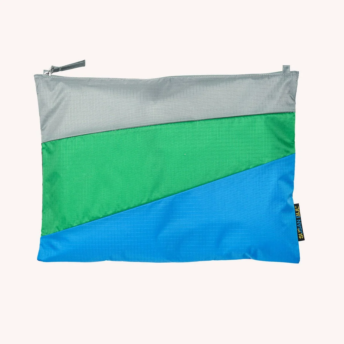 pochette-pouch-L-leftover-susanbijl-lifestyle-momentum-design-store-lille-rijsel-deco-mobilier-selection-TNP.LEF3.MUL.WEN-L-1887-710-95.jpg
