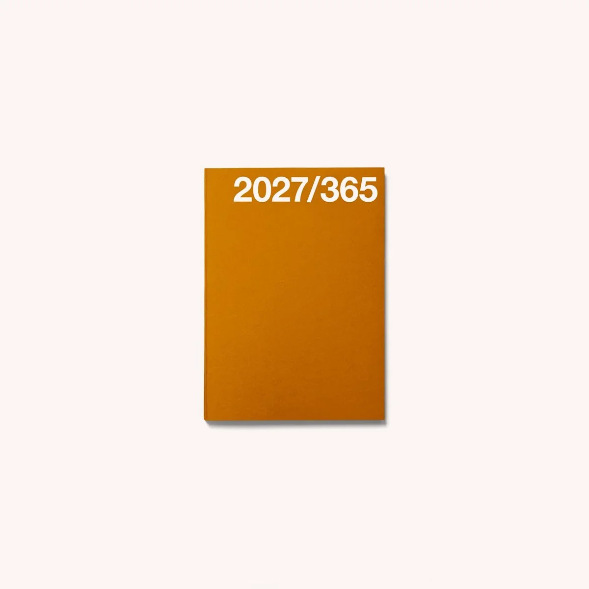 agenda-2027-marjolein-delhaas-momentum-design-store-lille-rijsel-papeterie-Marjolein-Delhaas_2027_Diary-Planner_Basic_131_White-scaled copie.jpg