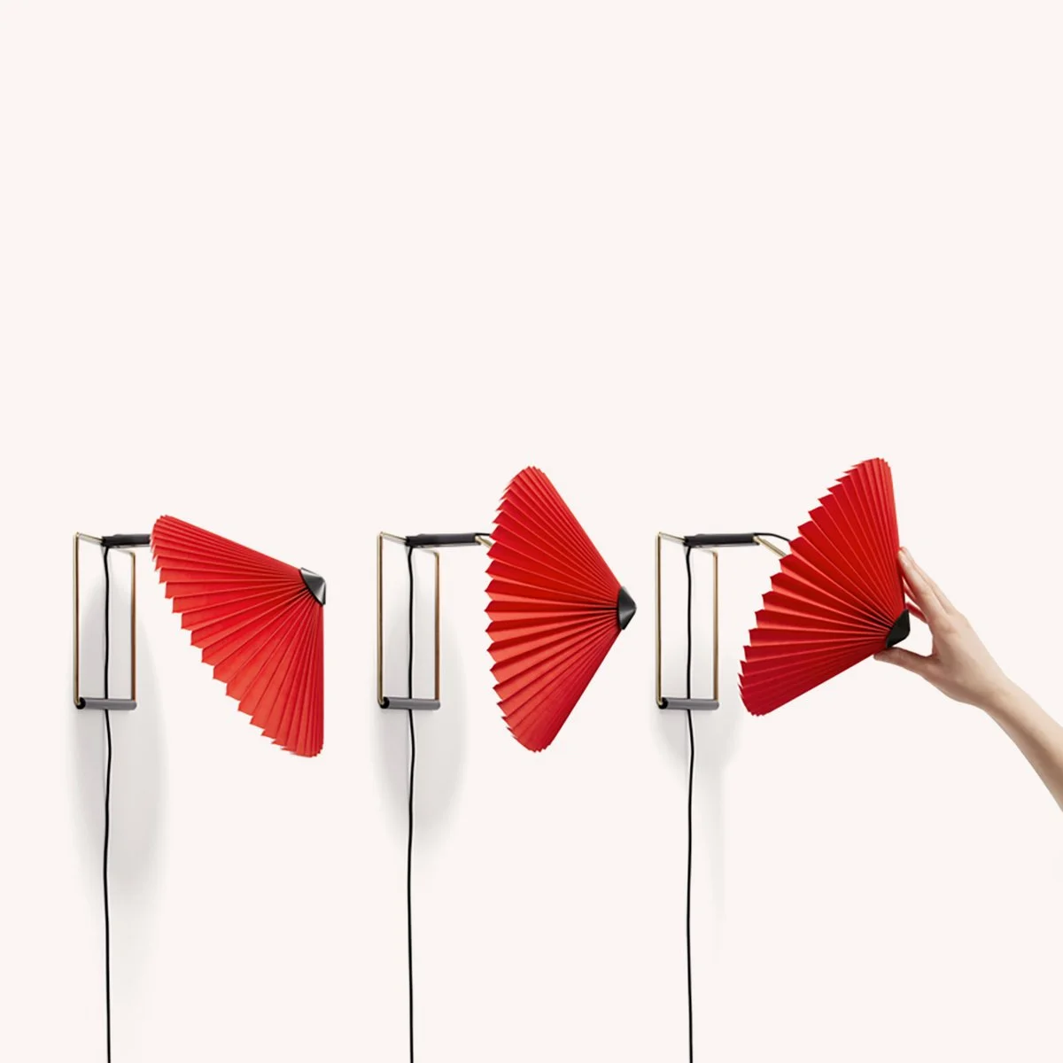 applique-mural-luminaire-inga-sempe-hay-momentum-design-store-lille-rijsel-curation-lifestyle-mobilier-deco-AA959-A577-AB79_Matin Wall 300 bright red shade 05.jpg