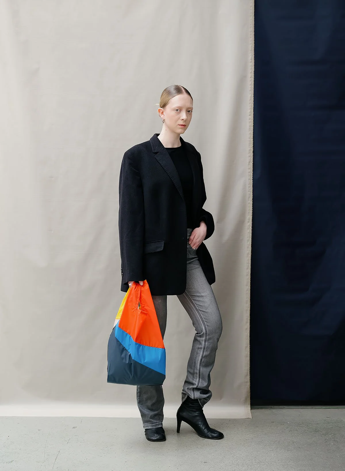 sac-the-new-shopping-bag-M-leftover-susanbijl-lifestyle-momentum-design-store-lille-rijsel-deco-mobilier-selection-TNSB.LEF3.MUL.TON-M-1881-704-42.jpg