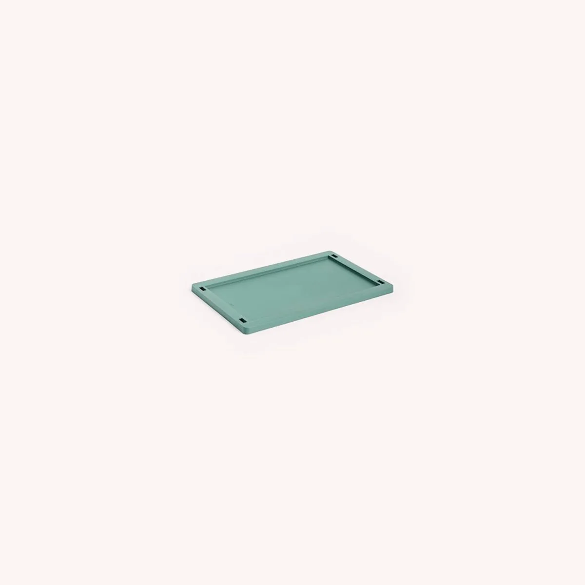 caisse-s-couvercle-plastique-recycle-rangement-mobilier-hay-design-momentum-lille-curation-meuble-rijsel-deco-ae759-a601-ae77_variant_hay-colour-crate-lid-plastic-s-dark-green_gb_1220x12202.jpg