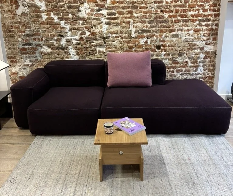 canape-mags-soft-low-hay-design-momentum-lille-curation-sofa-meuble-bordeaux.jpeg