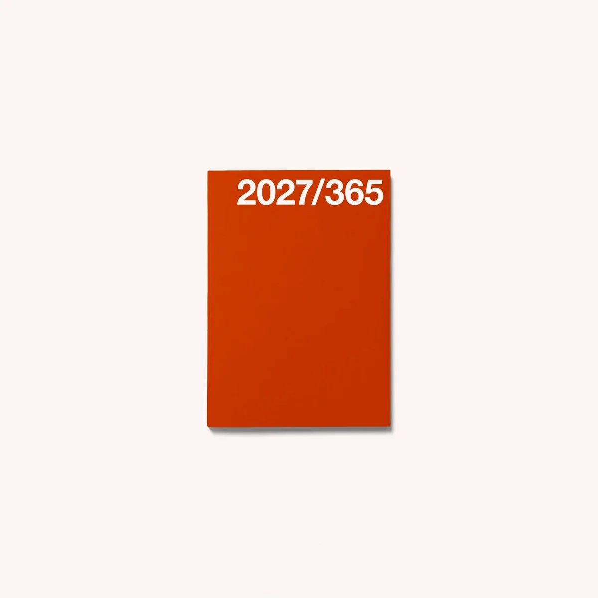 agenda-2027-marjolein-delhaas-momentum-design-store-lille-rijsel-papeterie-Marjolein-Delhaas_2027_Diary-Planner_Basic_3517-scaled copie.jpg