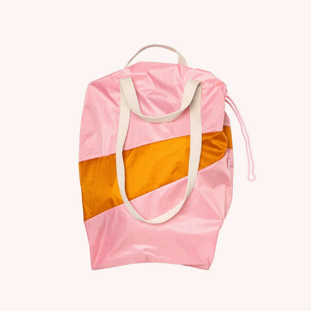 trash-bag-m-medium-rack-susan-bijl-lifestyle-momentum-design-store-lille-rijsel-papeterie-SUSANBIJL-Product-22-juli-15130.jpg