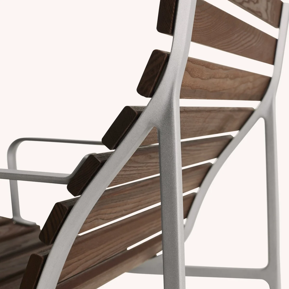 chaise-tabouret-lounge-banc-jardin-outdoor-bois-bouroullec-hay-momentum-design-store-lille-mobilier-deco-rijselAE462-E227_Traverse Lounge Armchair heat treated oiled ash_detail 03.jpg