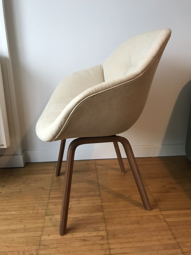 chaise-aac123-soft-linara-noyer-beige-tissu-hay-mobilier-design-momentum-lille-curation-meuble-25D40AD0-D1BA-4576-9B04-E6DE5CA21F07_1_105_c.jpeg