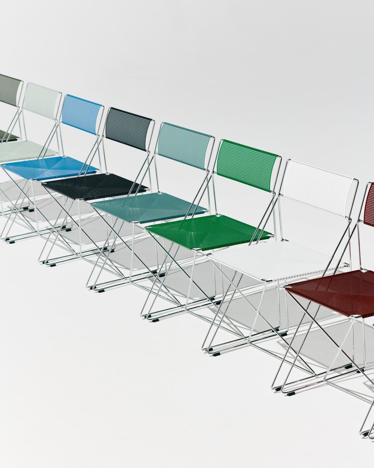 X-Line Chair chromed Indoor family 01.jpg