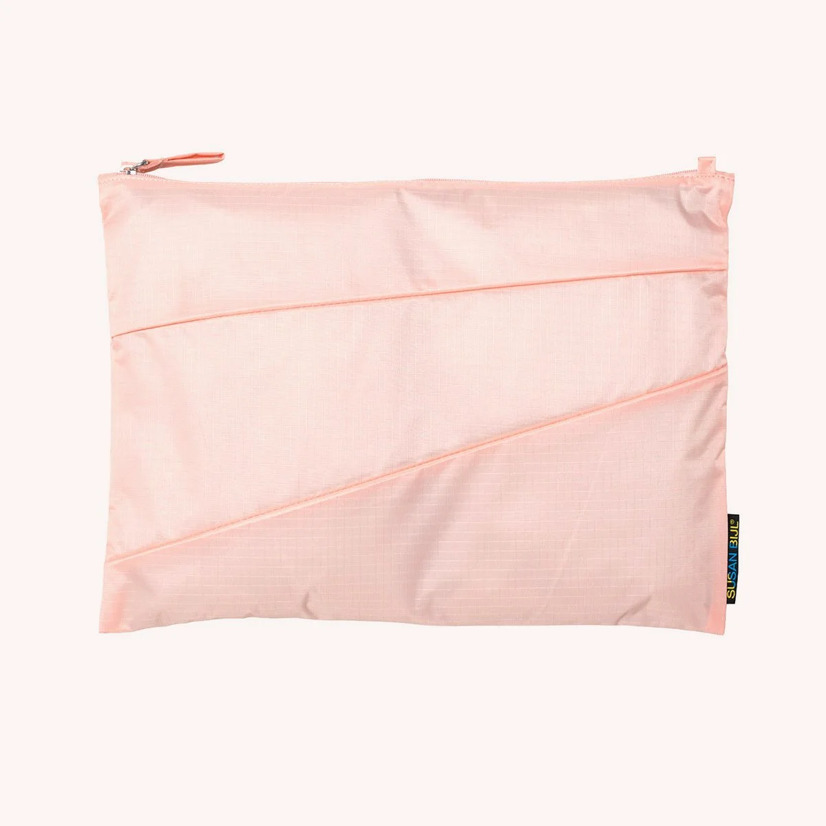 pochette-pouch-L-leftover-susanbijl-lifestyle-momentum-design-store-lille-rijsel-deco-mobilier-selection-TNP.LEF3.MON.TON-L-1879-702-15.jpg