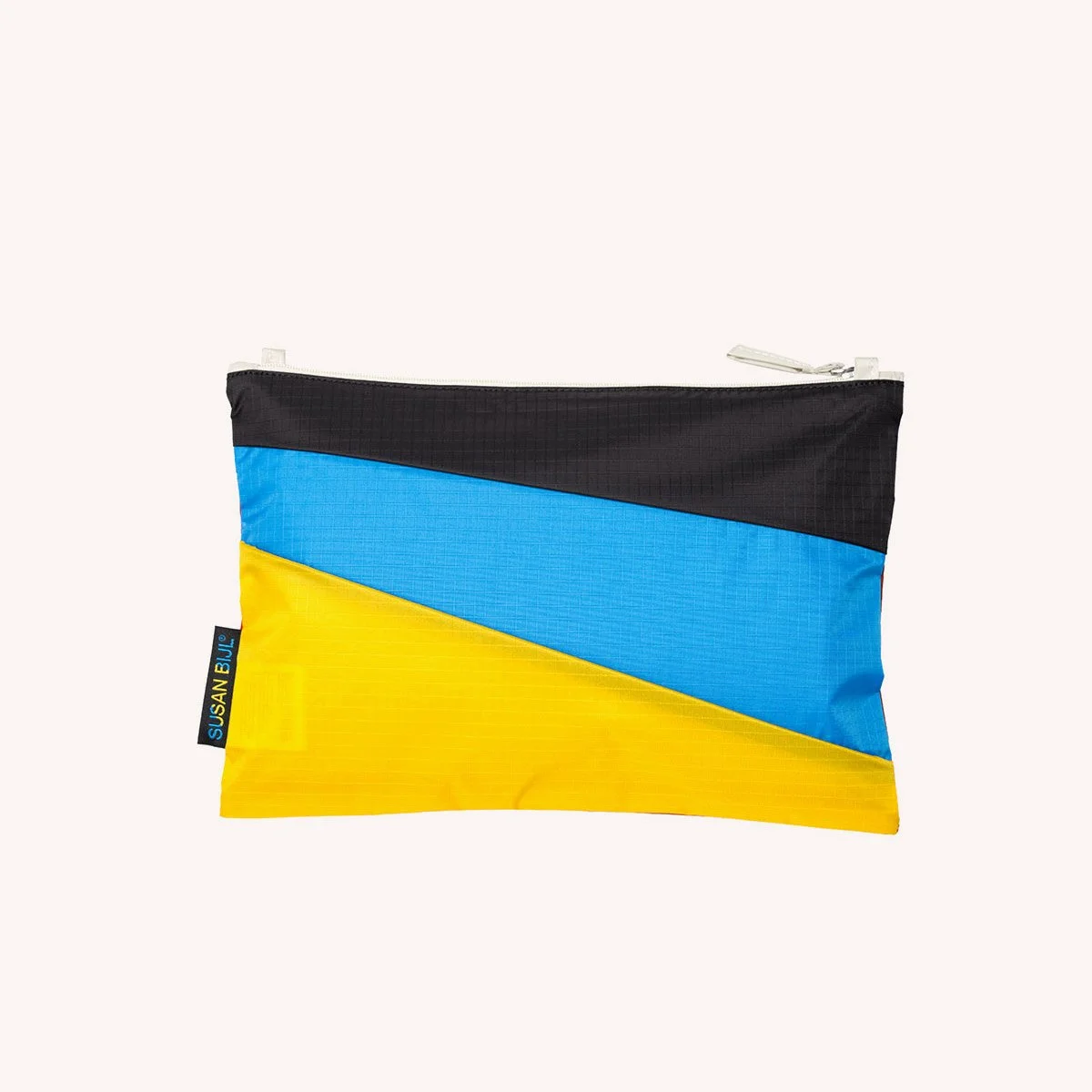 pochette-the-new-pouch-M-leftover-susanbijl-lifestyle-momentum-design-store-lille-rijsel-deco-mobilier-selection-TNP.LEF3.MUL.OXY-M-1885-708-70.jpg