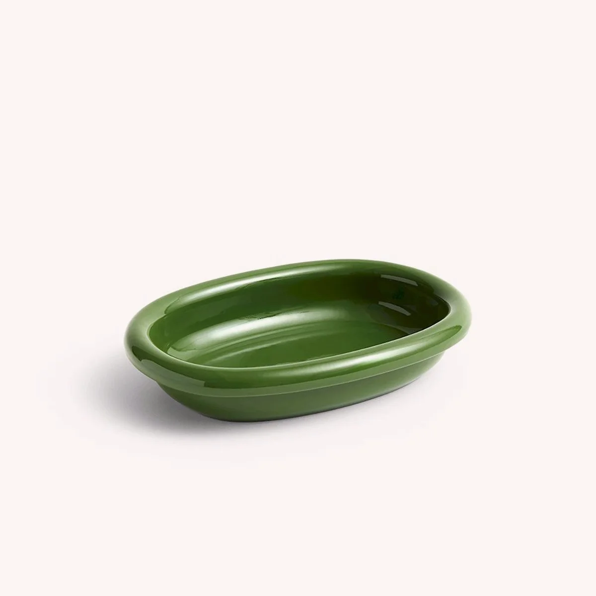 vaisselle-barro-plat-saladier-argile-rouge-cuisine-kitchen-hay-momentum-design-store-lille-rijsel-curation-lifestyle-mobilier-deco-ac468-a601-ab80_variant_barro-oval-dish-s-green_gb_1220x1220.jpg