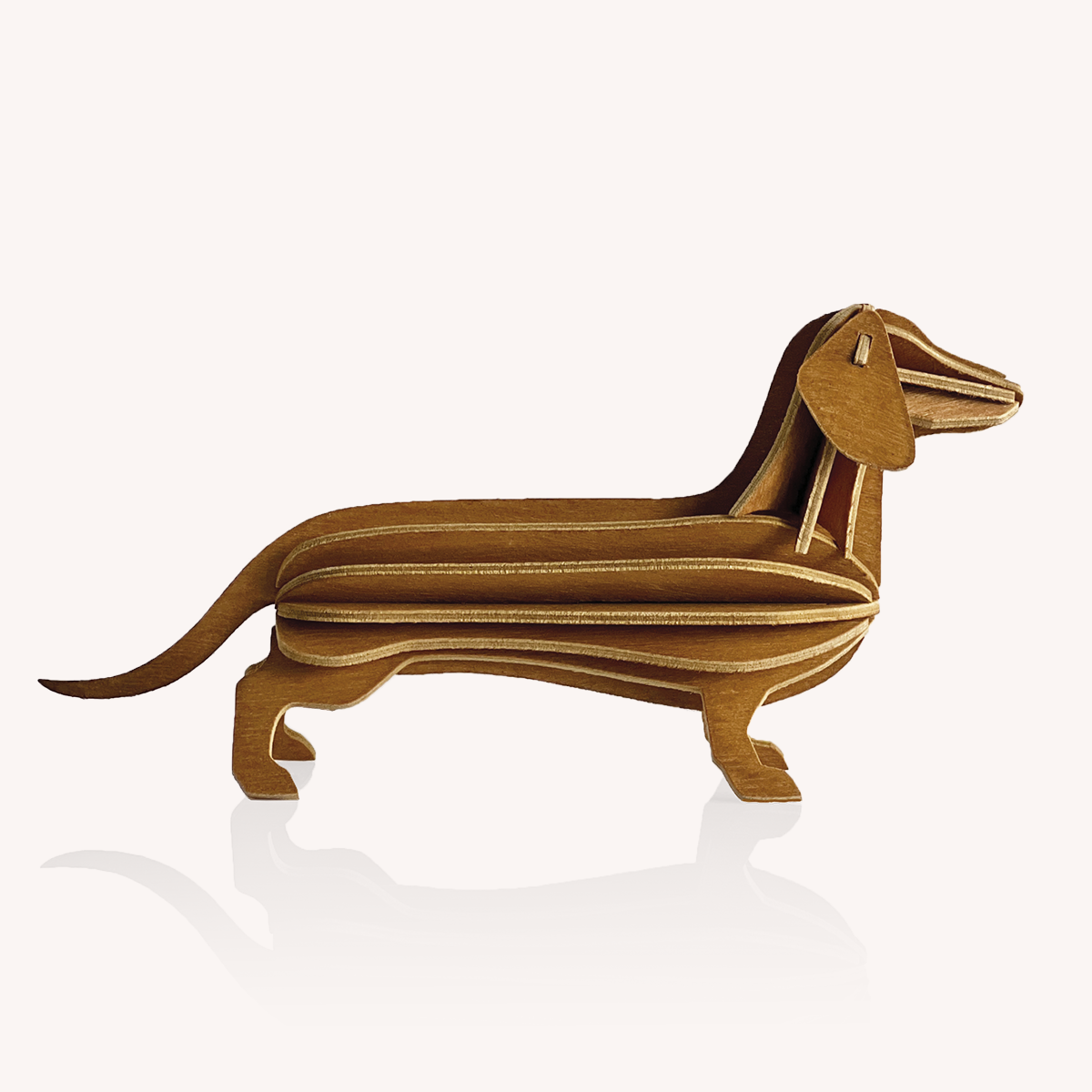 teckel-bois-cannelle-finlande-diy-12cm-momentum-design-store-lille-mobilier-deco-rijsel-Lovi_Dachshund_cinnamon_brown_CMYK.png