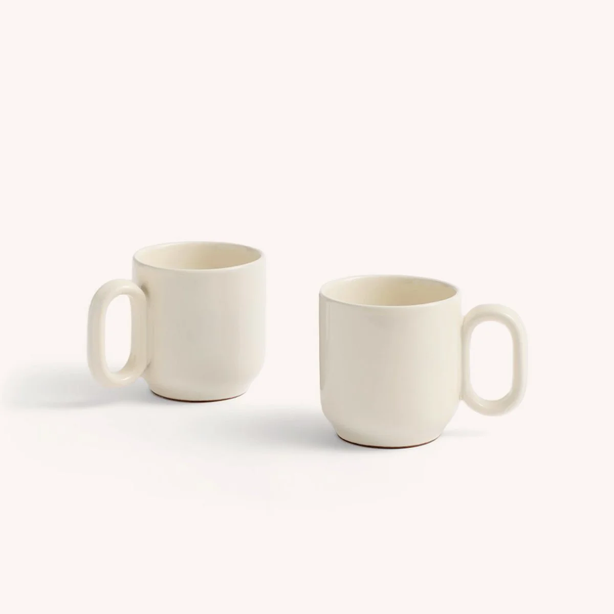 vaisselle-bordeaux-blanc-momentum-design-store-rijsel-curation-cuisine-ac473-a668-ab90_variant_barro-cup-set-of-2-off-white_gb_1220x1220.jpg