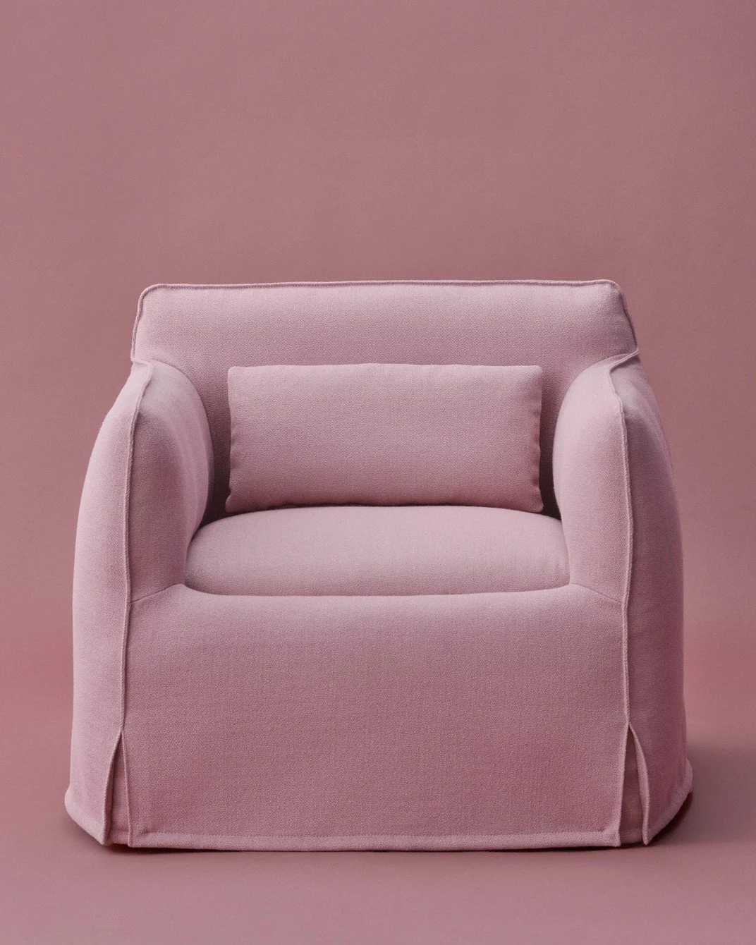 fauteuil-mimi-1-place-hay-momentum-design-store-lille-mobilier-sofa-canape-rijsel-AG104-A414-AA44-01MB_Mimi 1 Seater Vidar 633_01.jpg