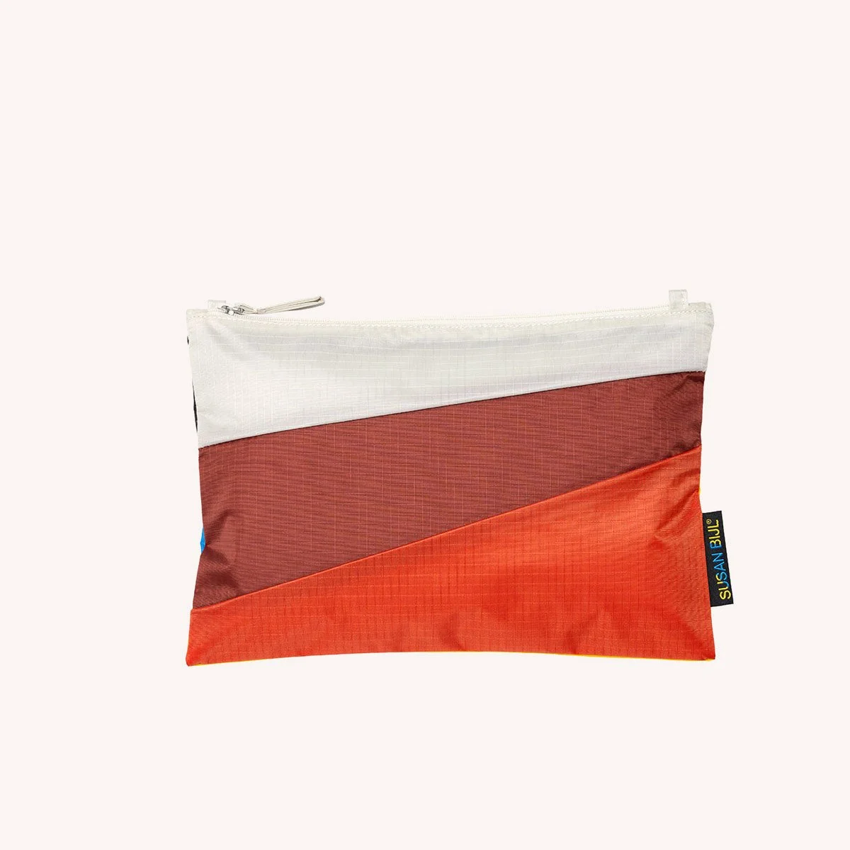 pochette-the-new-pouch-M-leftover-susanbijl-lifestyle-momentum-design-store-lille-rijsel-deco-mobilier-selection-TNP.LEF3.MUL.OXY-M-1885-708-69.jpg