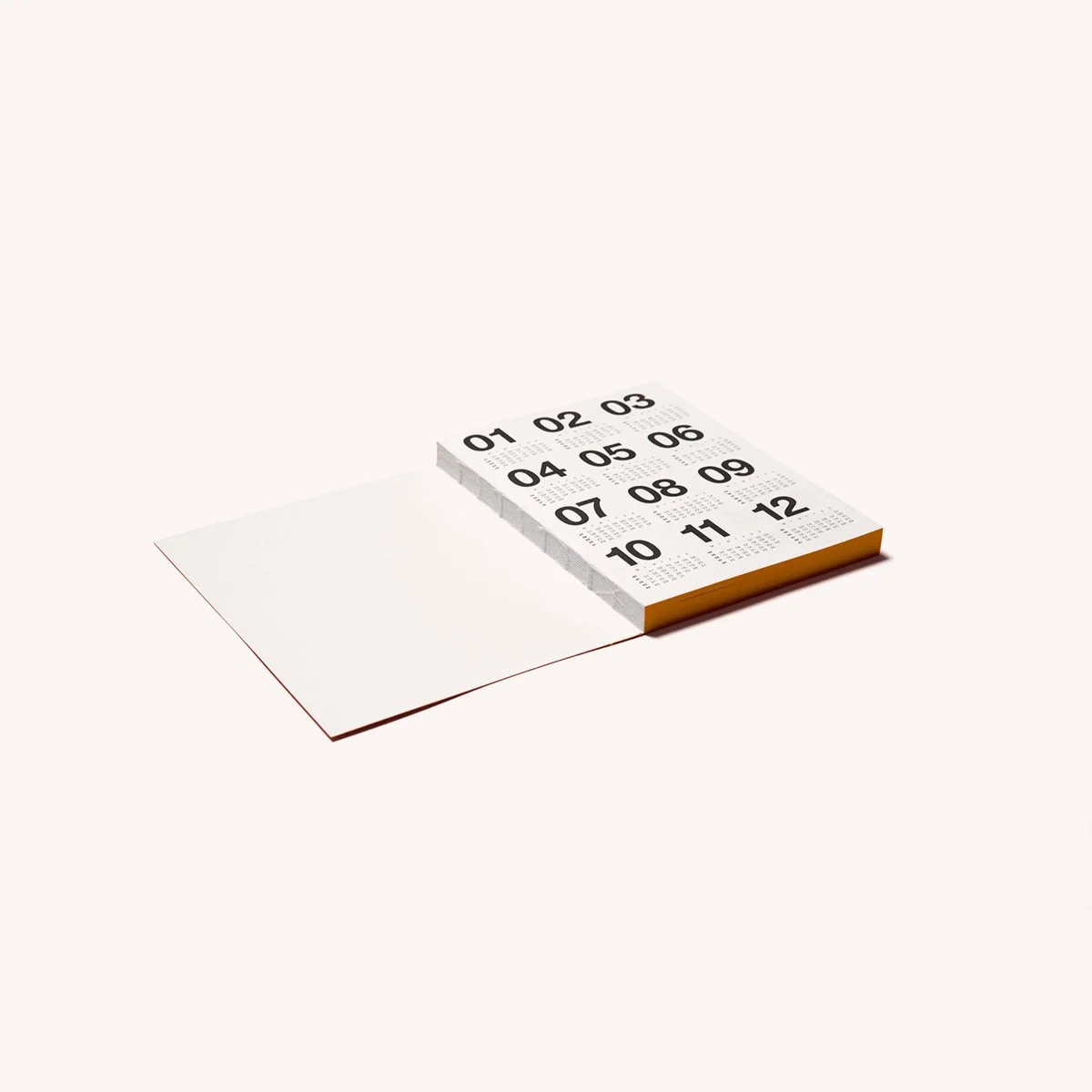 agenda-2027-marjolein-delhaas-momentum-design-store-lille-rijsel-papeterie-Marjolein-Delhaas_2027_Diary-Planner_Basic_131_ColourEdges-scaled copie.jpg