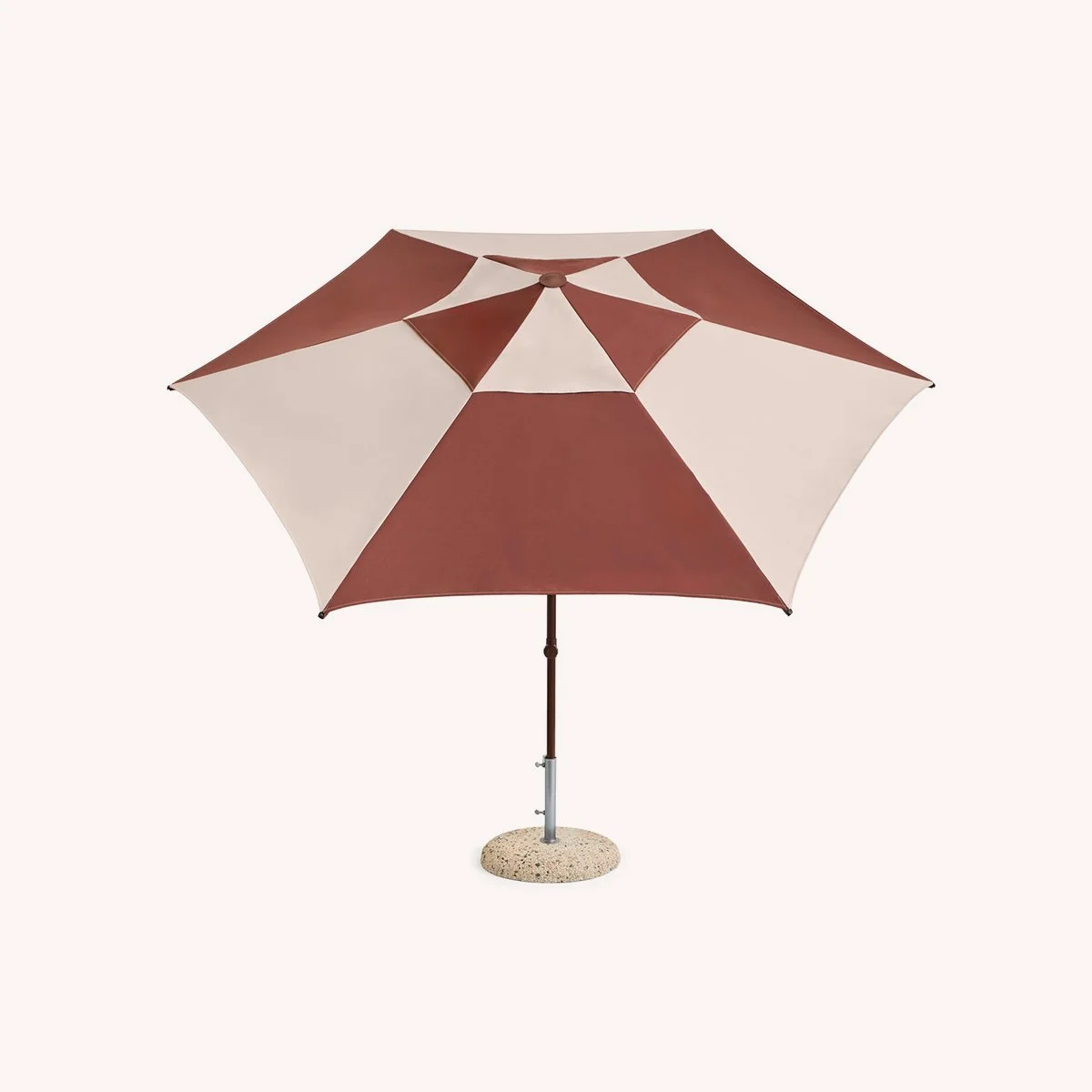 parasol-bicolore-outdoor-jardin-bouroullec-hay-momentum-design-store-lille-rijsel-curation-mobilier-AF578-F623-AU95_Terrazza Parasol Hexagon off-white and burgundy 1.jpg