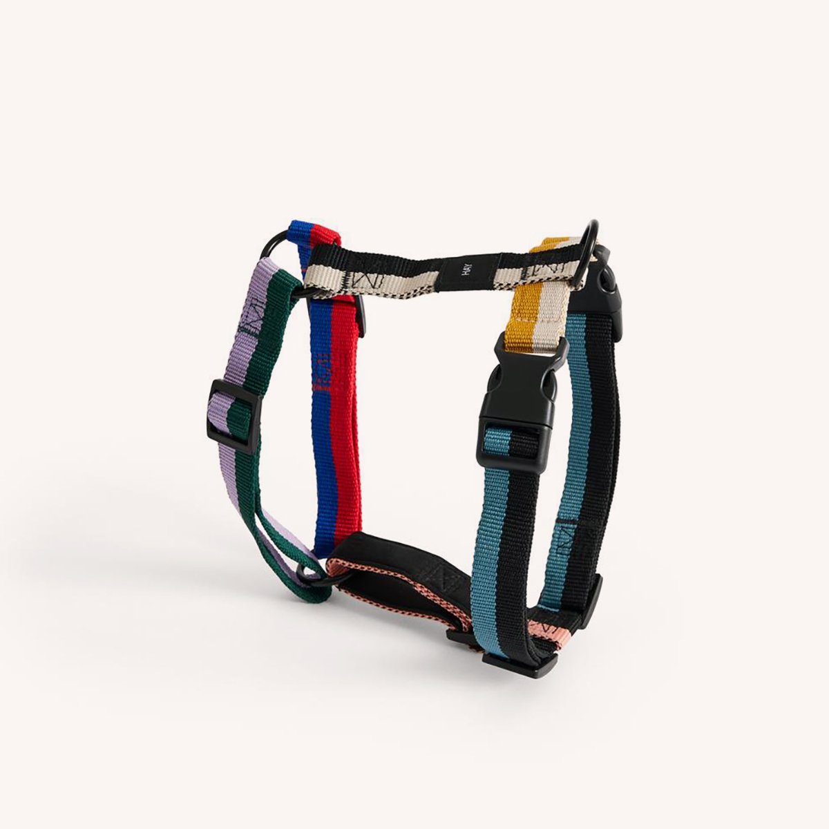 harnais-chien-M-chiens-accessoires-haydesign-hay-lifestyle-momentum-concept-store-lille-meuble-architecture-design-Dogs-Harness-multicolore.jpg
