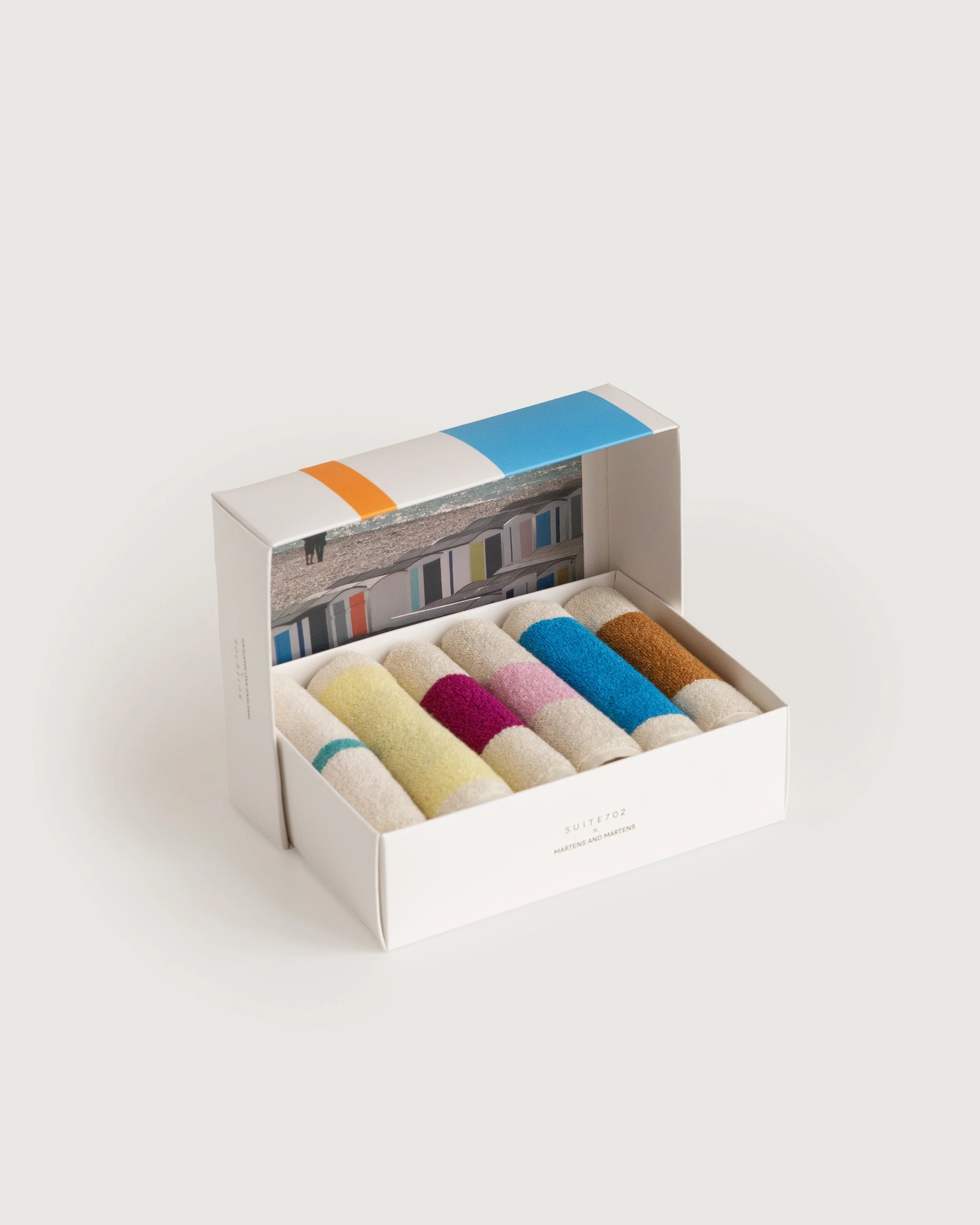serviette-invite-guest-box-coffret-6-cadeau-suite702-martens-momentum-design-store-lille-rijsel-deco-maison-SUITE702_Martens and martens_Guest towel gift set.jpg