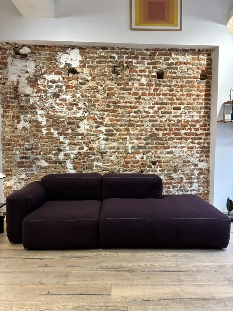 canape-mags-soft-low-armrest-bordeaux-hay-modulable-sofa-momentum-design-store-lille-rijsel-curation-lifestyle-mobilier-deco-FA28EE68-C4A2-40BD-A33B-577CA477BF68_1_105_c.jpeg