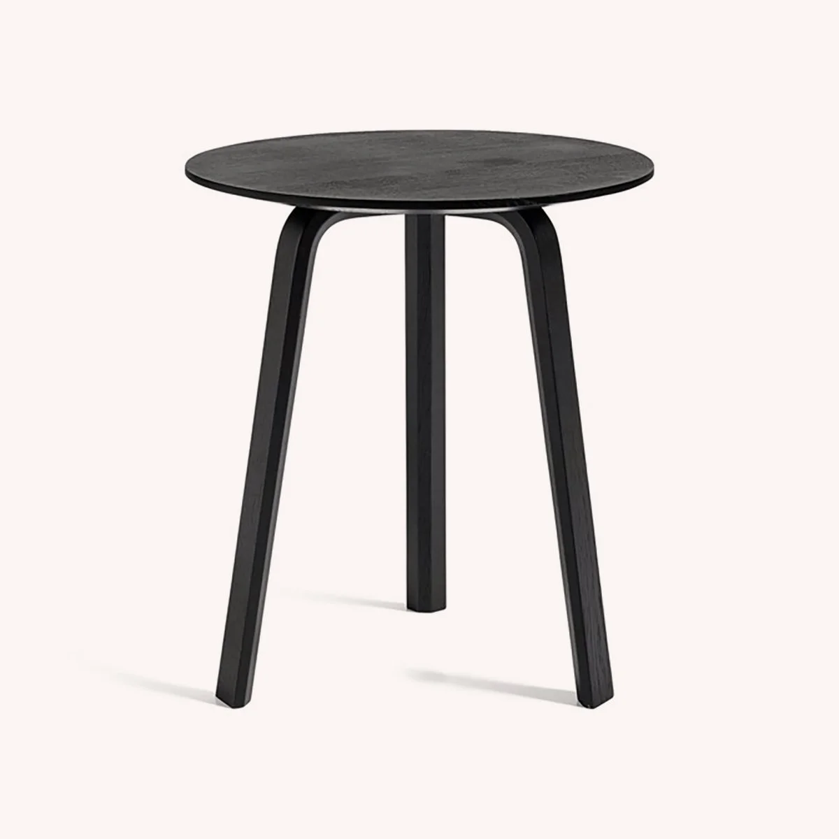 table-basse-hay-momentum-design-store-lille-mobilier-AA683-A355-AA75_Bella Coffee Table_dia45xH49_Black.jpg