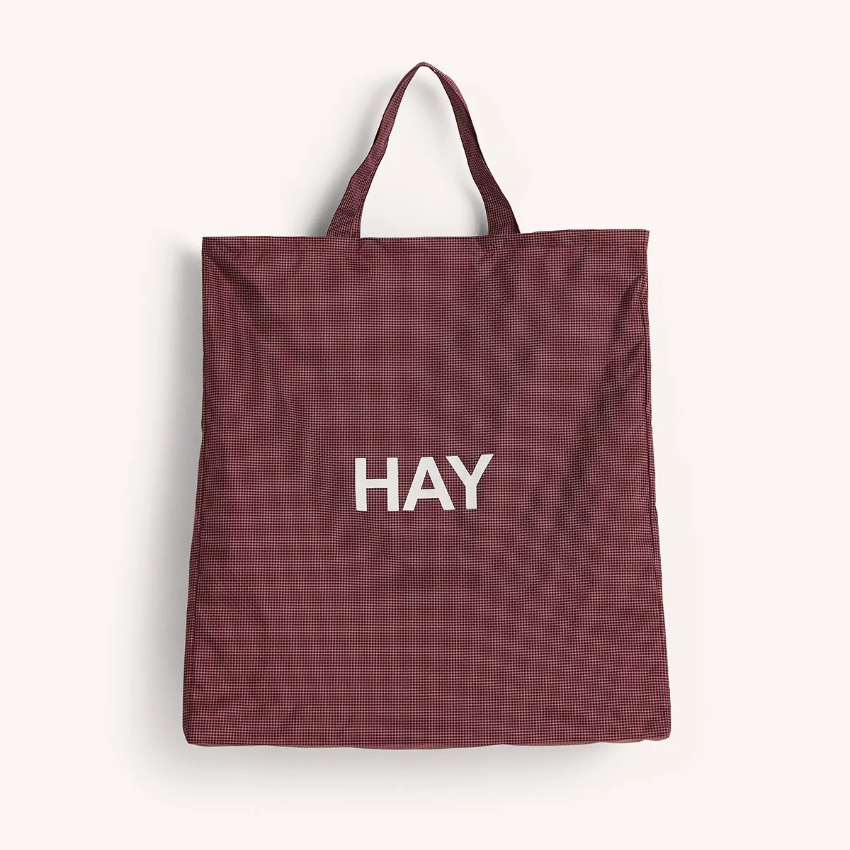 tote-bag-sac-trousse-toilette-recycle-hay-momentum-design-store-lille-rijsel-curation-lifestyle-mobilier-AF786-A604-AF61_Grid Bag XL burgundy.jpg