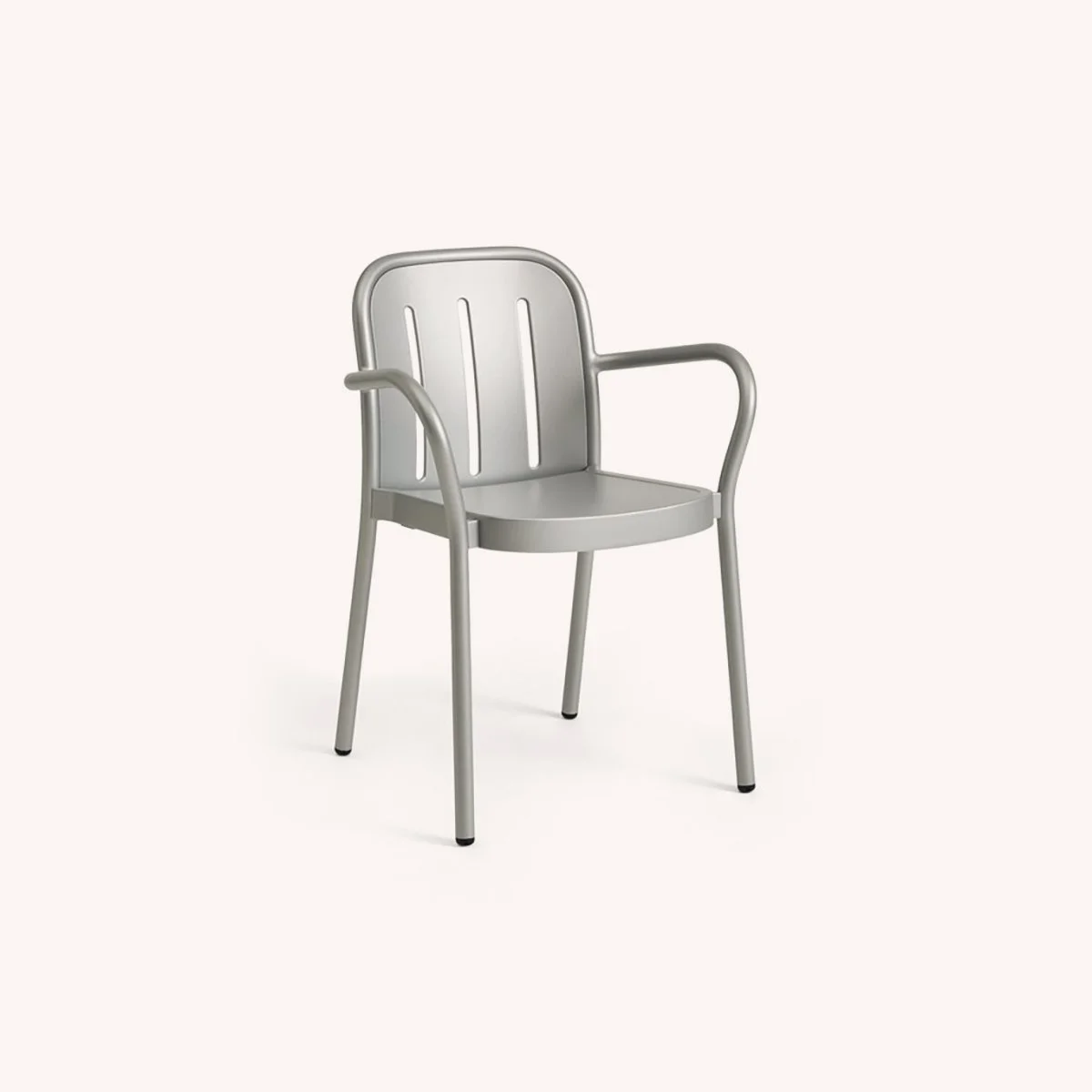 chaise-avec-accoudoirs-empilable-aluminium-outdoor-jardin-hay-momentum-design-store-lille-rijsel-curation-mobilier-AF631-F651_Deville Armchair silver grey powder coated alu.jpg