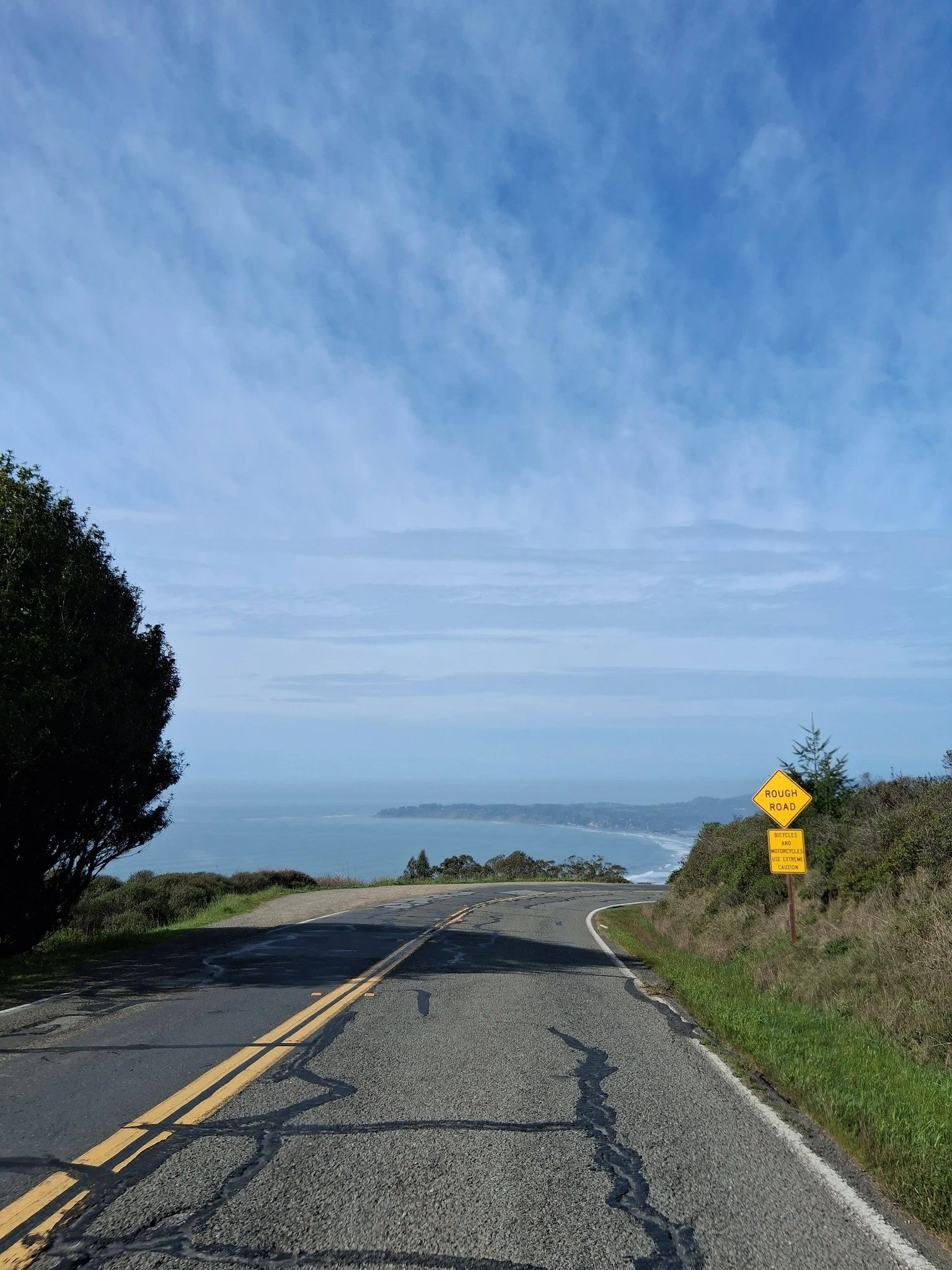 26-02 - stinson-beach - view-from-the-road.jpg