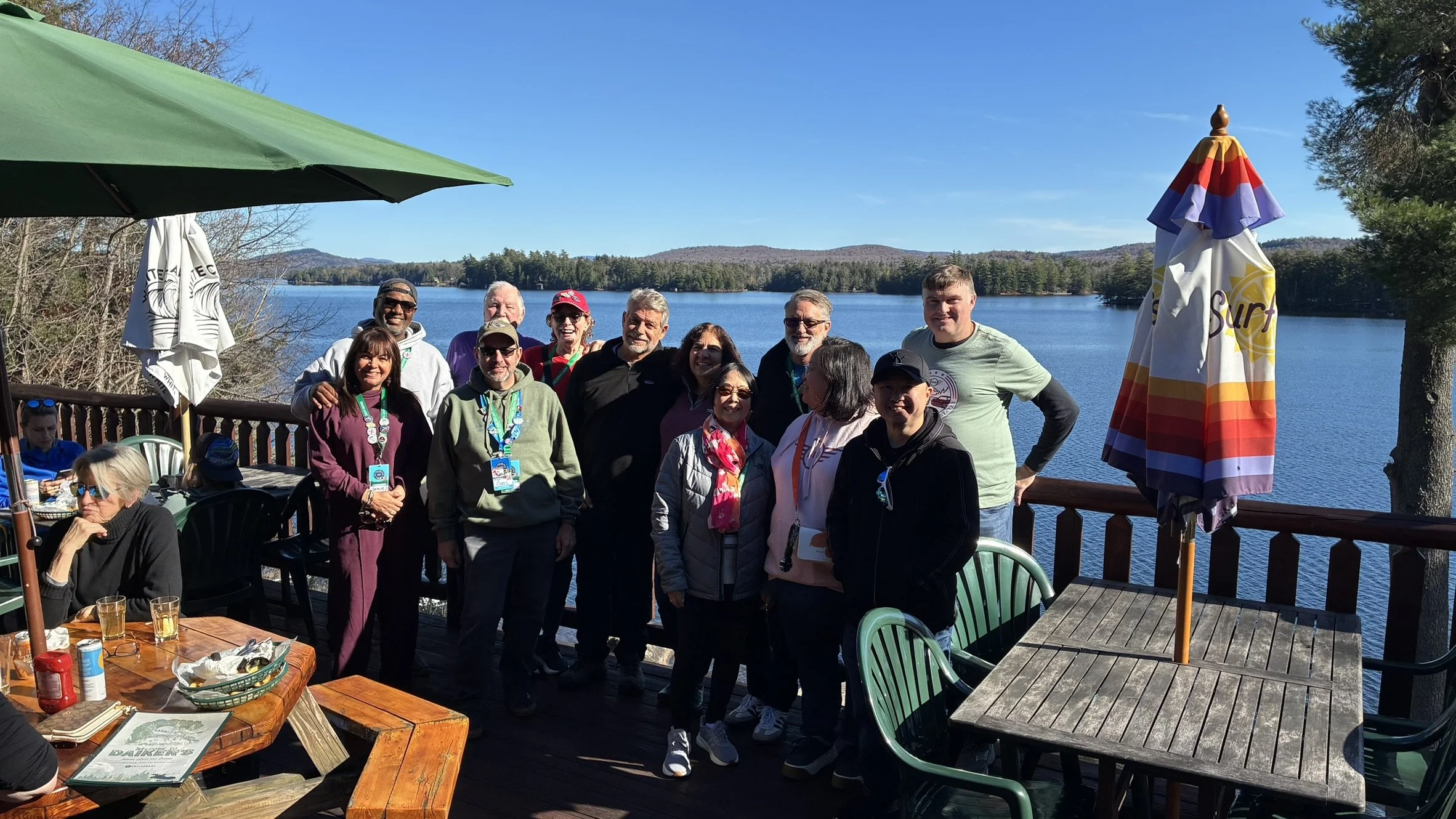 26-10 - mtts-ny - members-and-friends-at-fourth-lake-lunch.JPEG