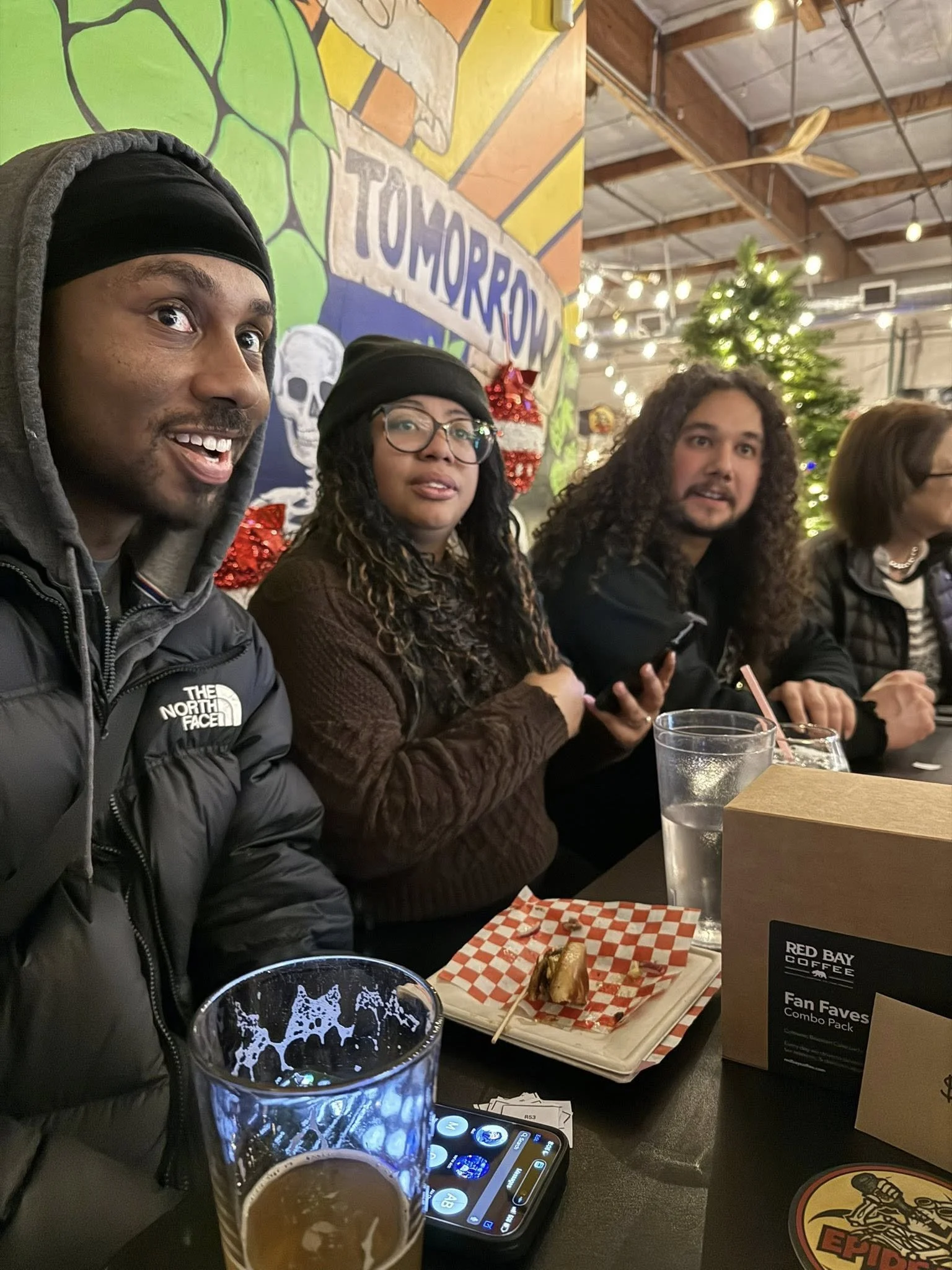 25-12 - epidemic-ales - attendees.jpg