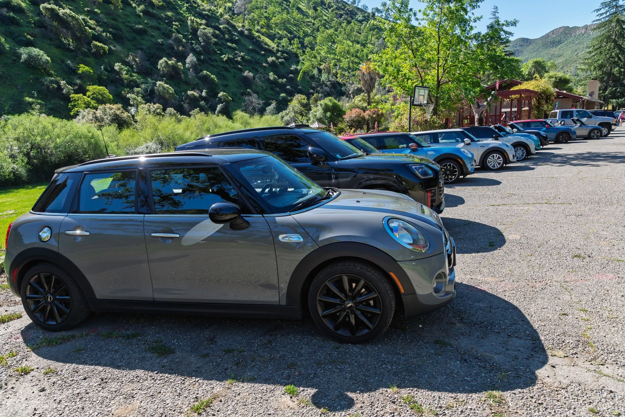 26-03 - jelly-belly - minis-at-rest-stop-canyon-creek-market-and-grill-1.jpg