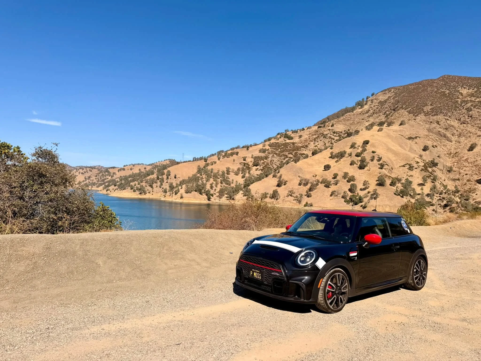 26-10 - mtts-ca - f56-jcw-in-the-wild.jpg