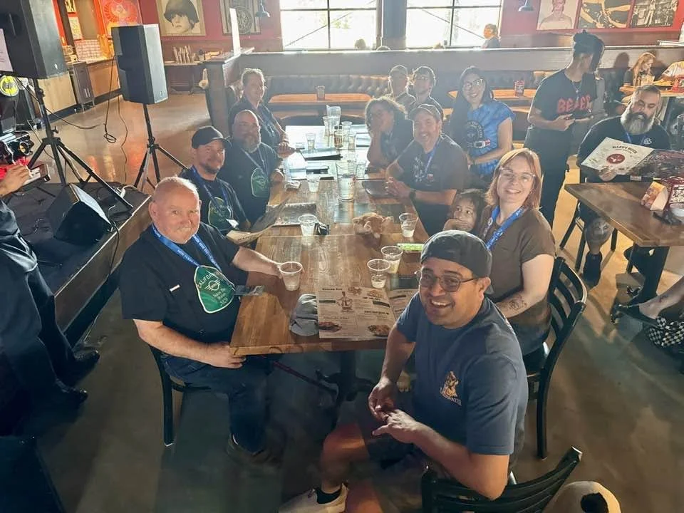 26-10 - mtts-ca - members-at-rock-and-brews-3.jpg