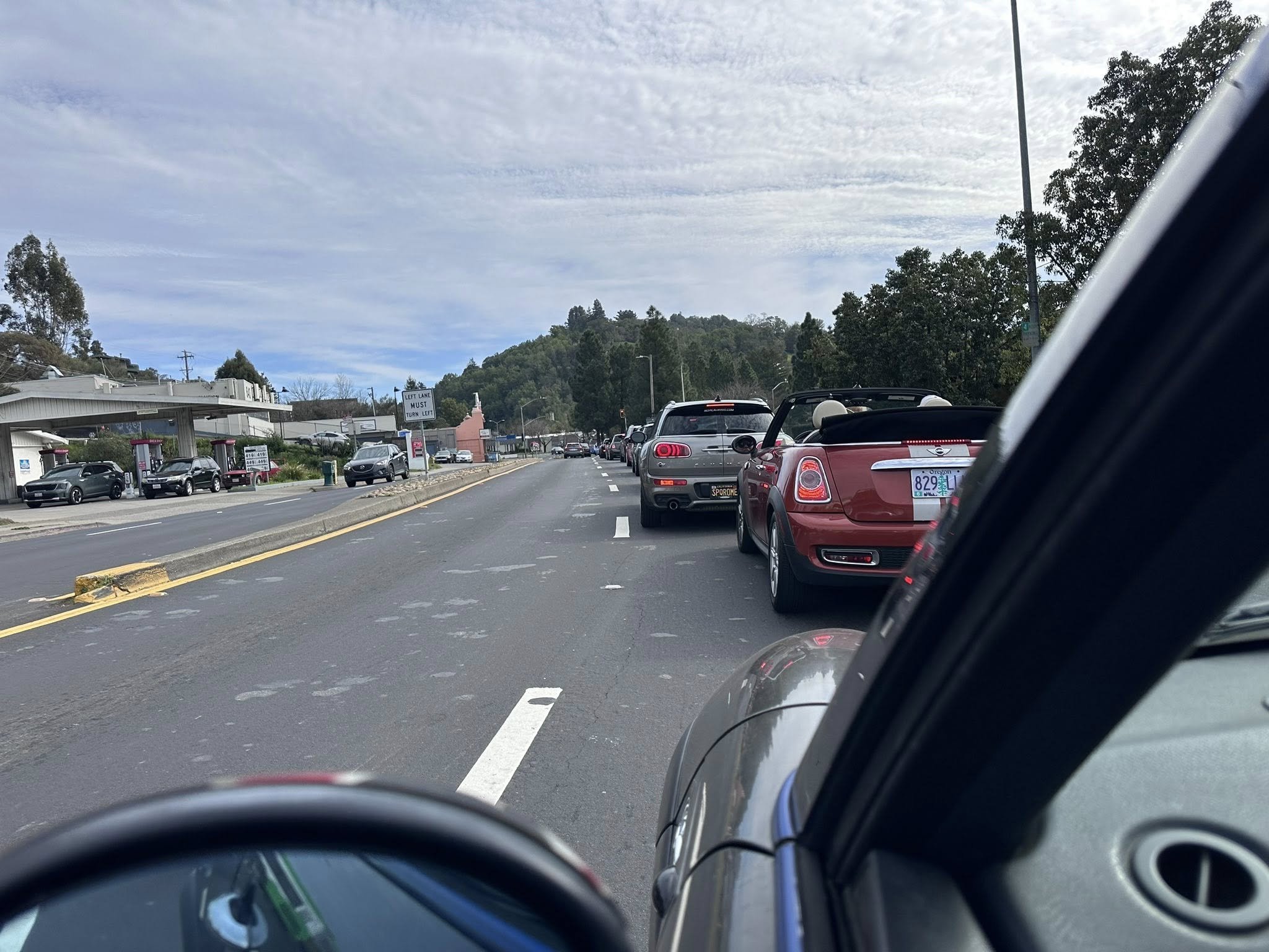 26-02 - stinson-beach - minis-on-the-road-8.jpg