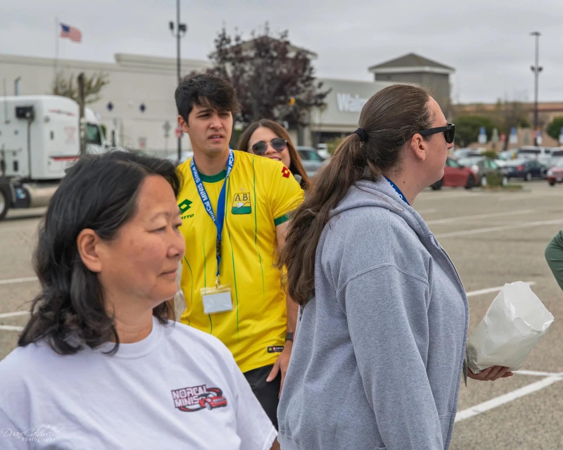 26-06 - monterey - members-at-meetup-9.jpg