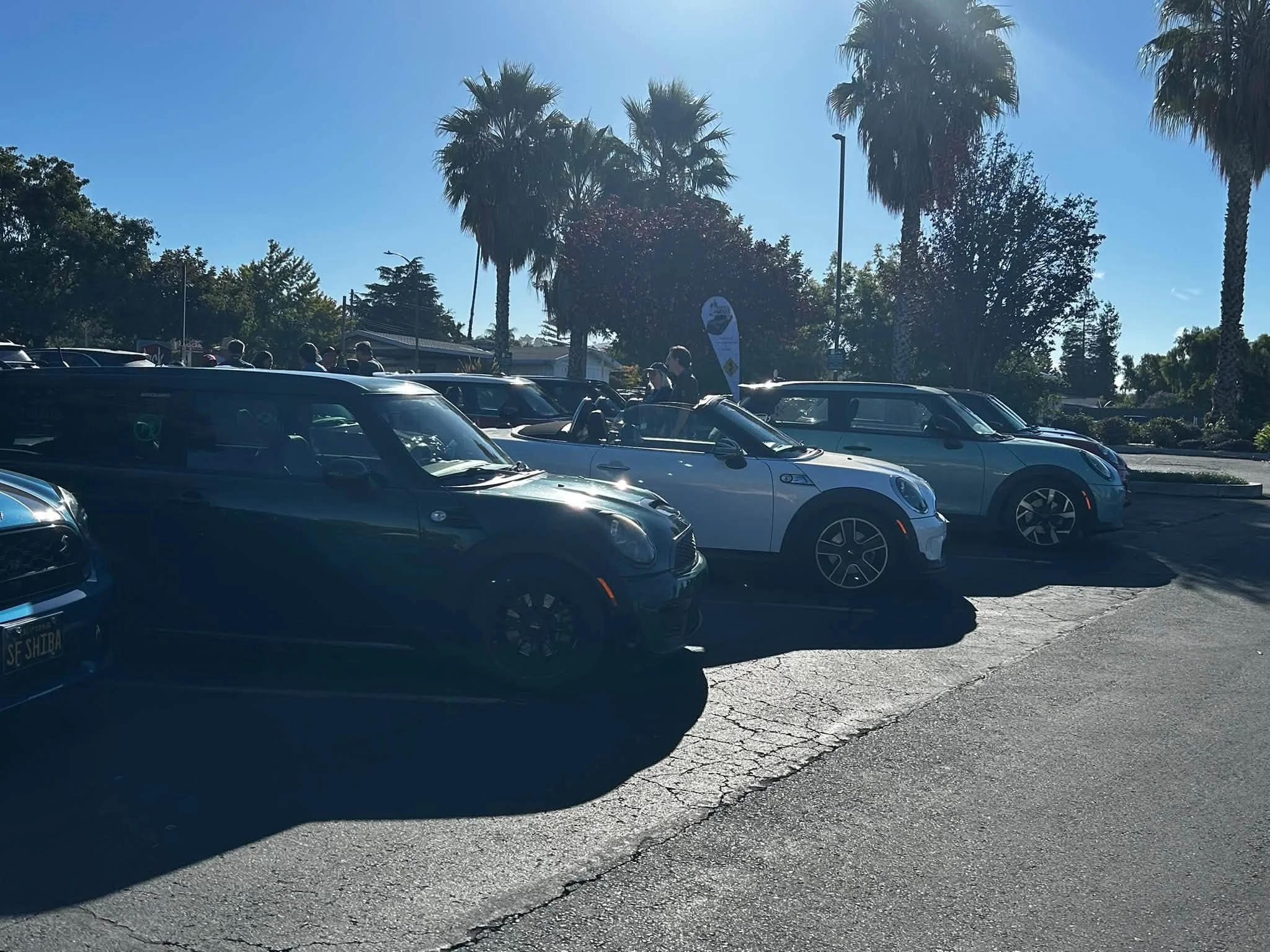 26-09 - mt-hamilton - members-at-meetup.jpg