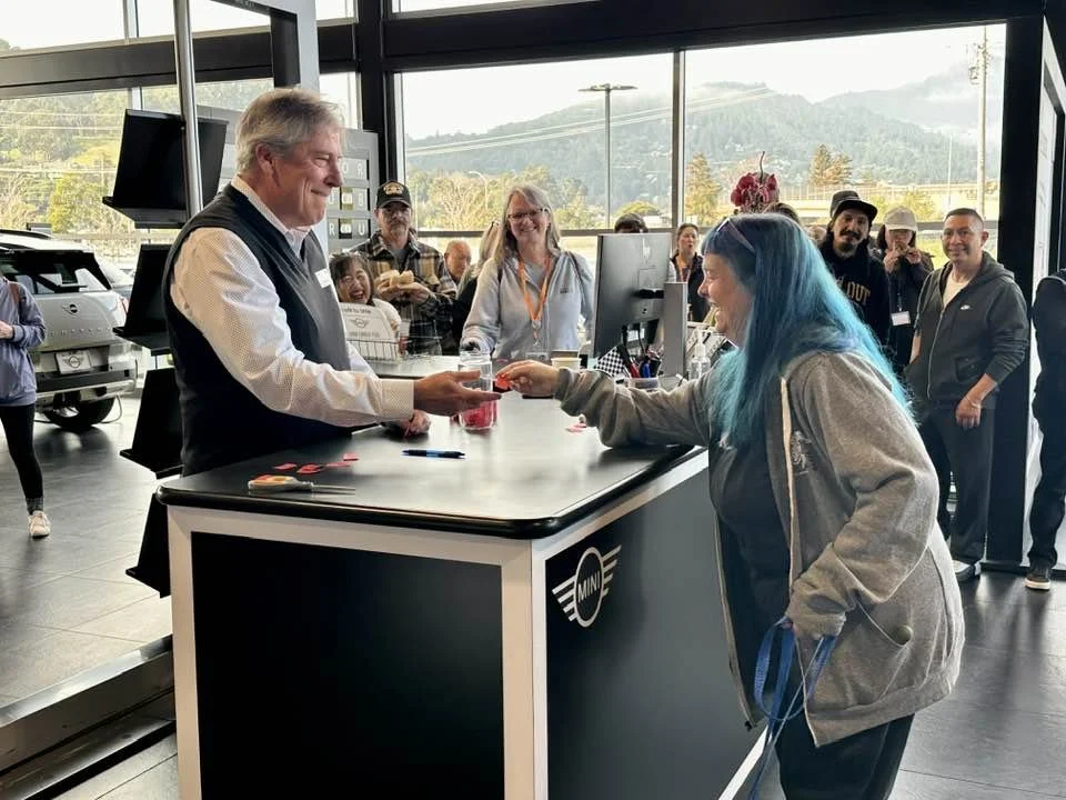 26-02 - stinson-beach - swag-from-mini-of-marin-2.jpg