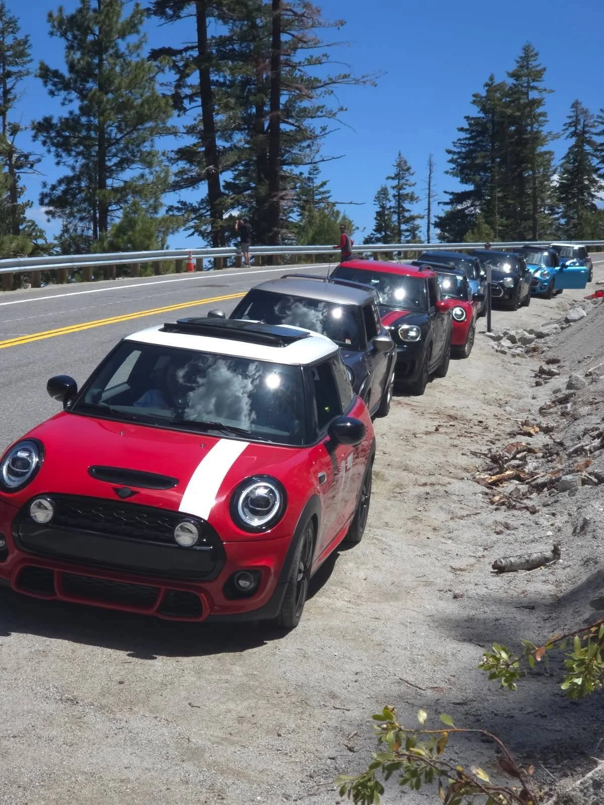26-05 - tahoe - roadside-minis-2.jpg