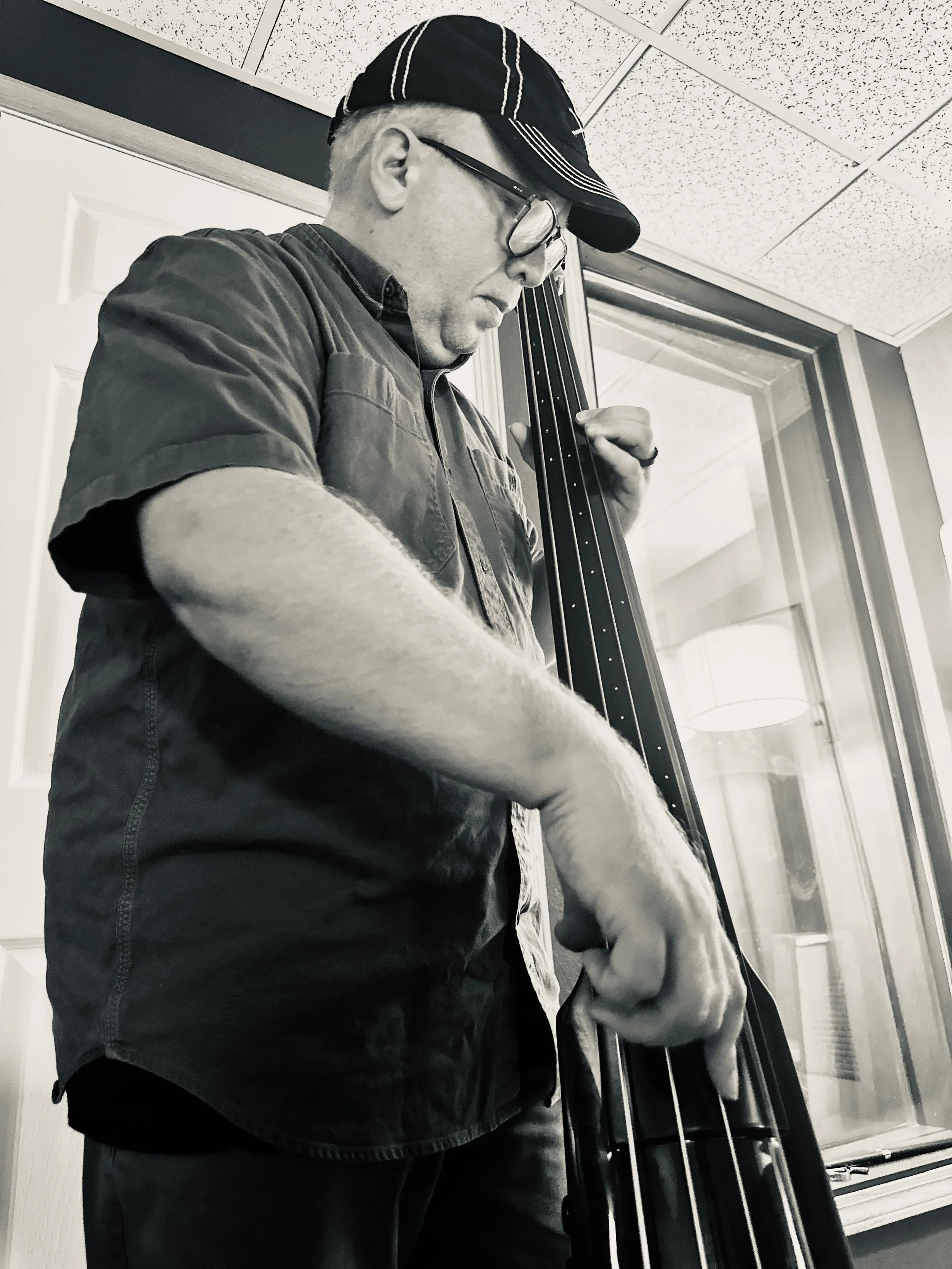 Jeremy Jones - Bass