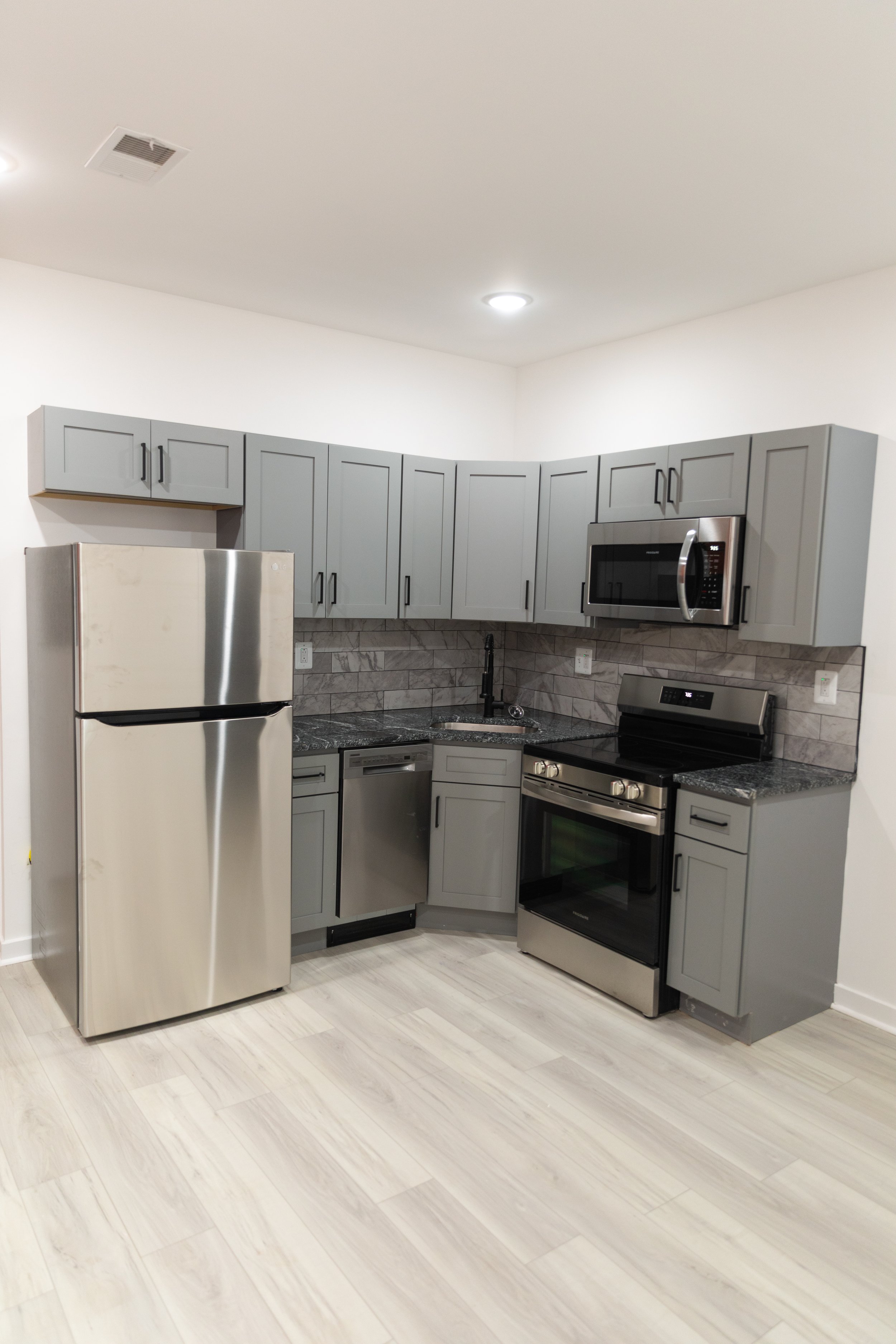 GARY DUPLEX PHOTOS-61.jpg