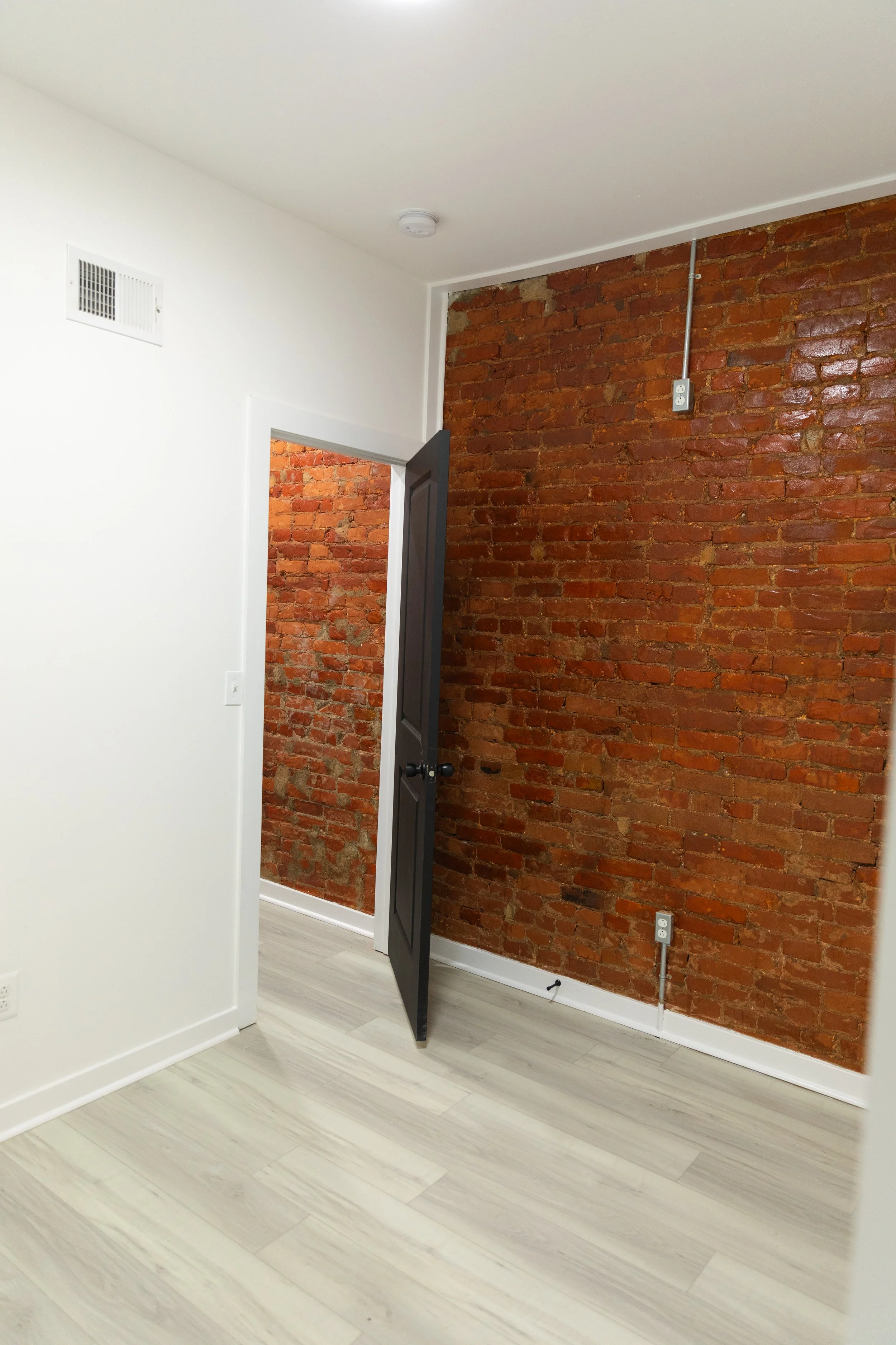 GARY DUPLEX PHOTOS-78.jpg