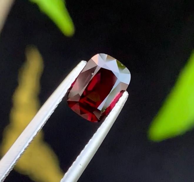 Redspinel5.JPG