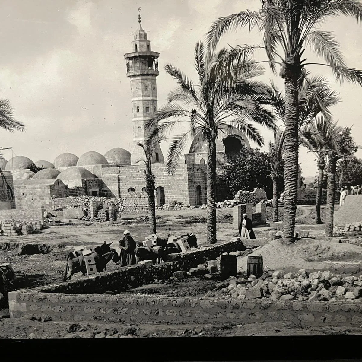Gaza City in the early 20th century
@institutdumondearabe 

Can&rsquo;t recommend the Gaza exhibition at the Institut du Monde Arabe in Paris more highly. Stark contrast to today&rsquo;s images of Palestinians returning to an 
obliterated landscape

