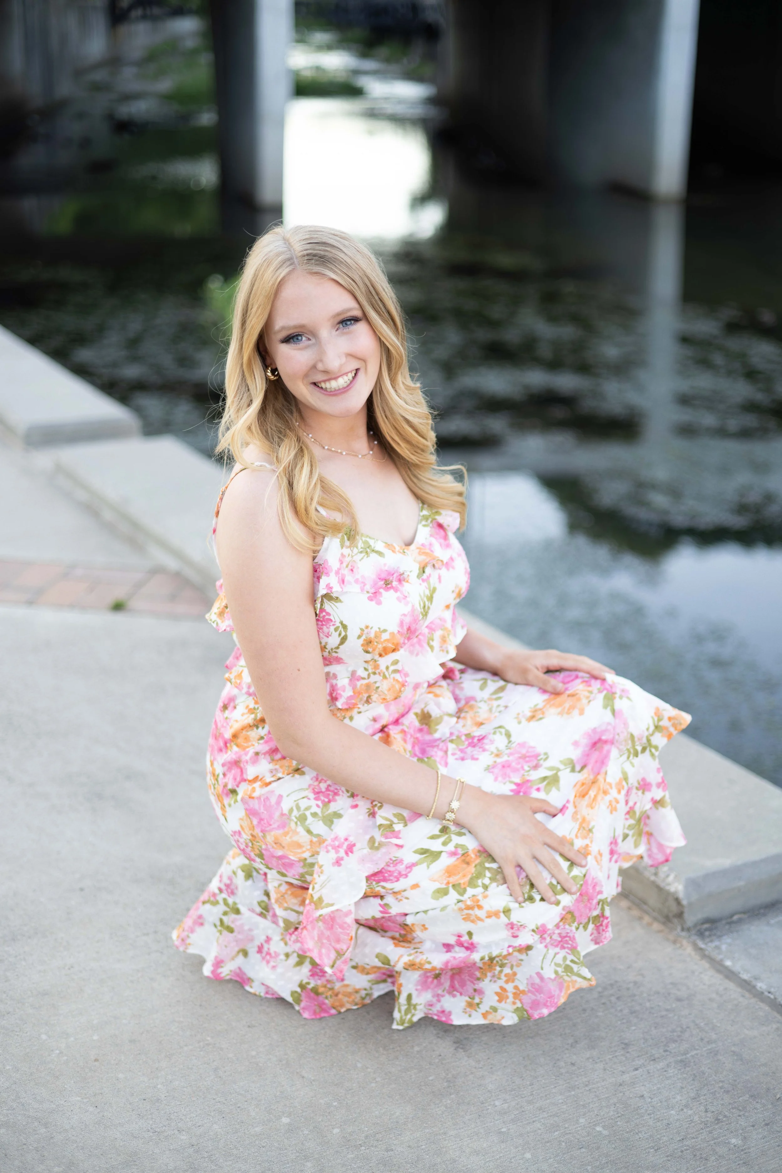 SENIOR PHOTOS-3.jpg