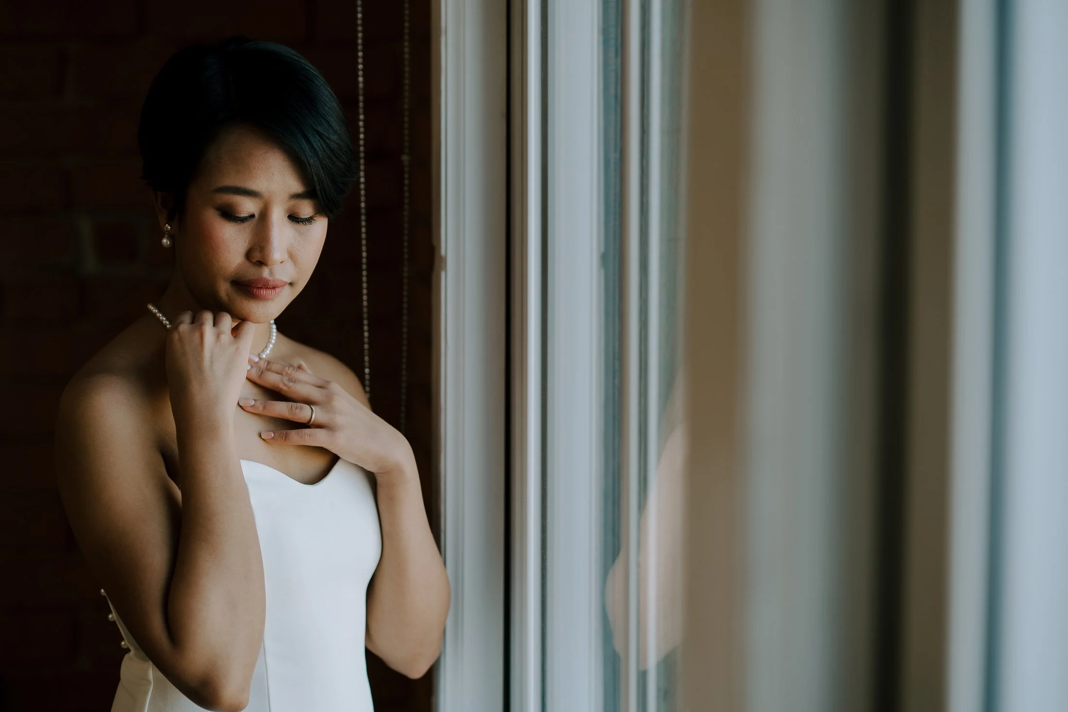 Elegant Vancouver Indoor Elopement by www.dynamicweddings.ca - 11.jpg