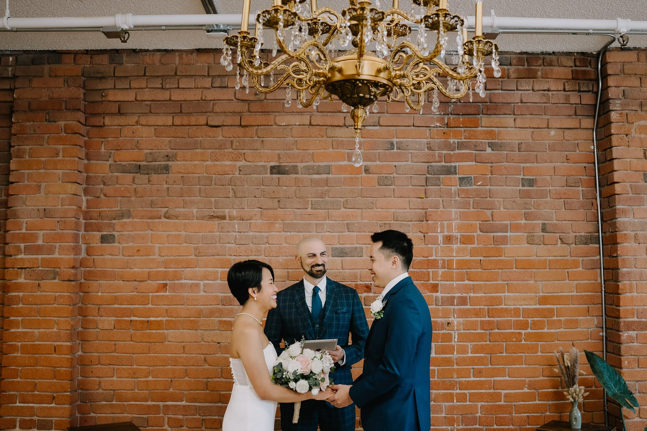 Elegant Vancouver Indoor Elopement by www.dynamicweddings.ca - 8.jpg