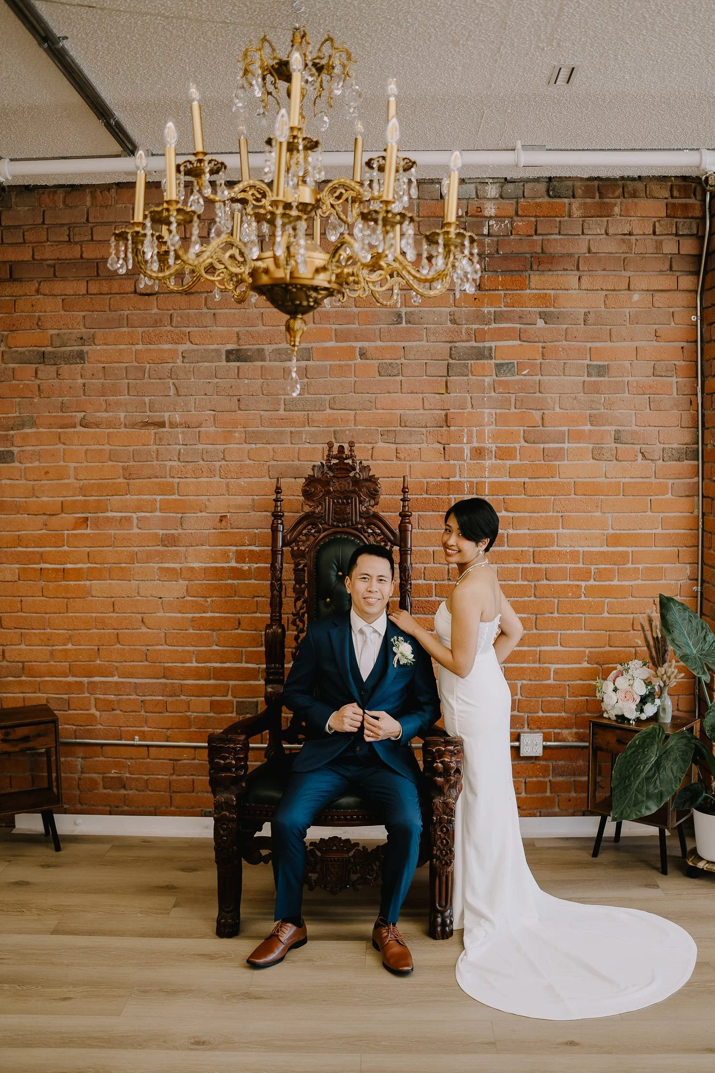 Elegant Vancouver Indoor Elopement by www.dynamicweddings.ca - 19.jpg