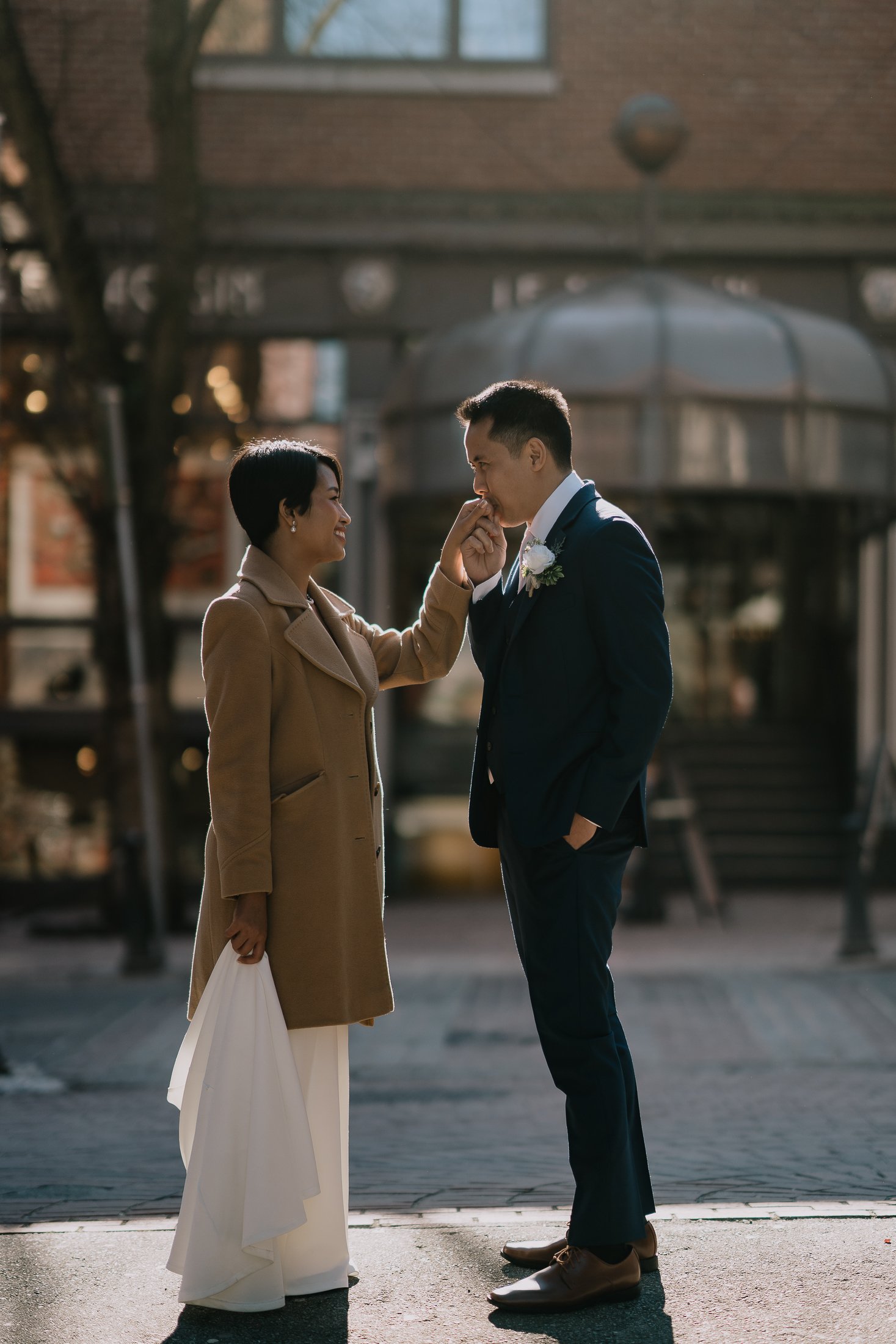 Elegant Vancouver Indoor Elopement by www.dynamicweddings.ca - 26.jpg