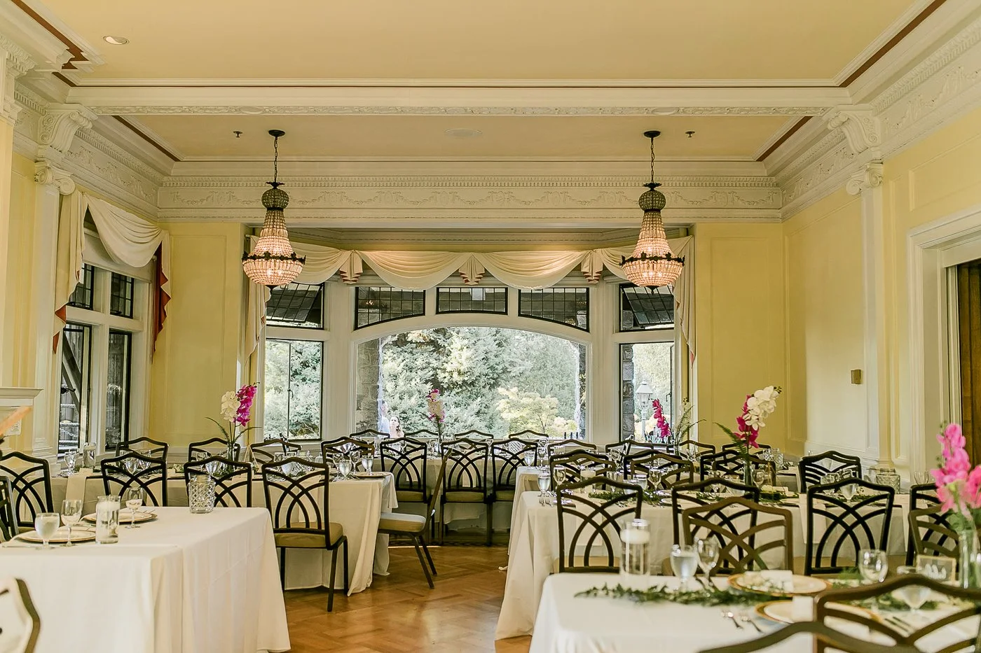 Cecil Green Park House UBC Vancouver Wedding Planner Day of Coordinator Officiant  Dynamic weddings images by www.dynamicweddings.ca-15.jpg