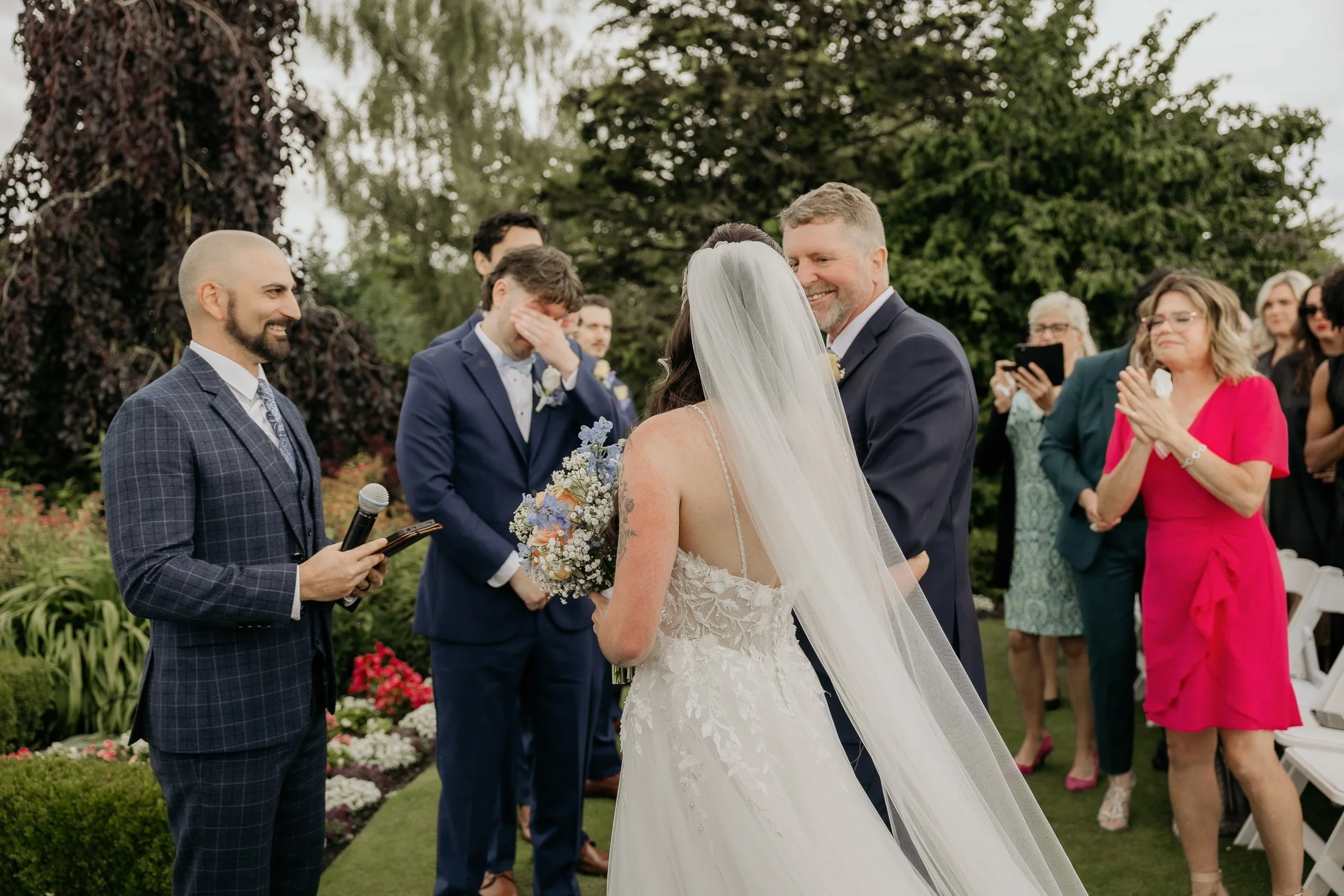 Mayfair lakes Richmond, BC wedding www.dynamicweddings.ca vancouver wedding officiant, celebrant, MC, DJ, Day of Coordinator wedding planner - 33.jpg